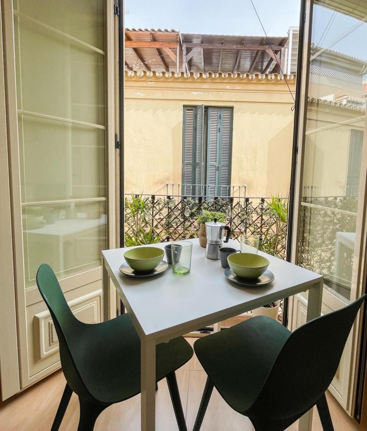 Apartamento Plz De La Merced Solera By Life In Málaga