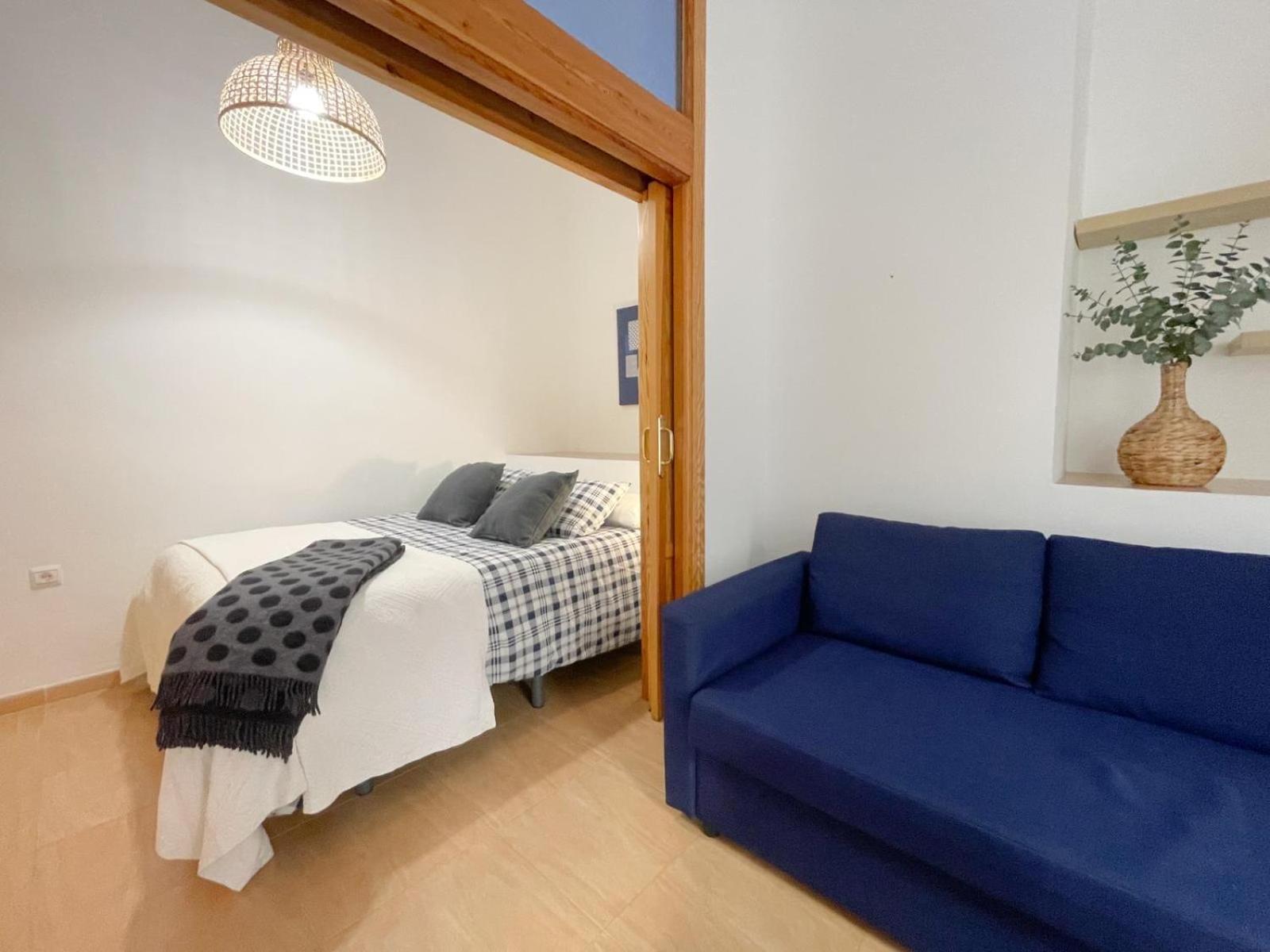 Plz De La Merced Solera By Life In Apartamento