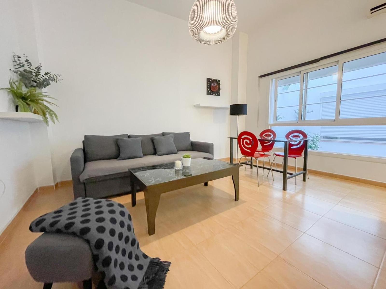 Plz De La Merced Solera By Life In Apartamento