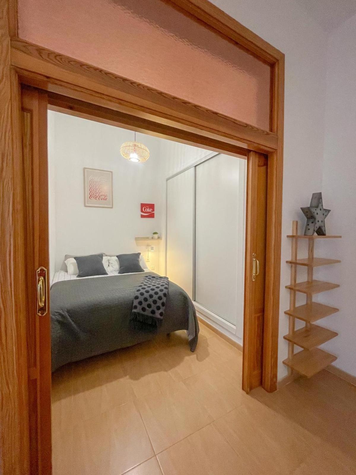 Apartamento Plz De La Merced Solera By Life In *