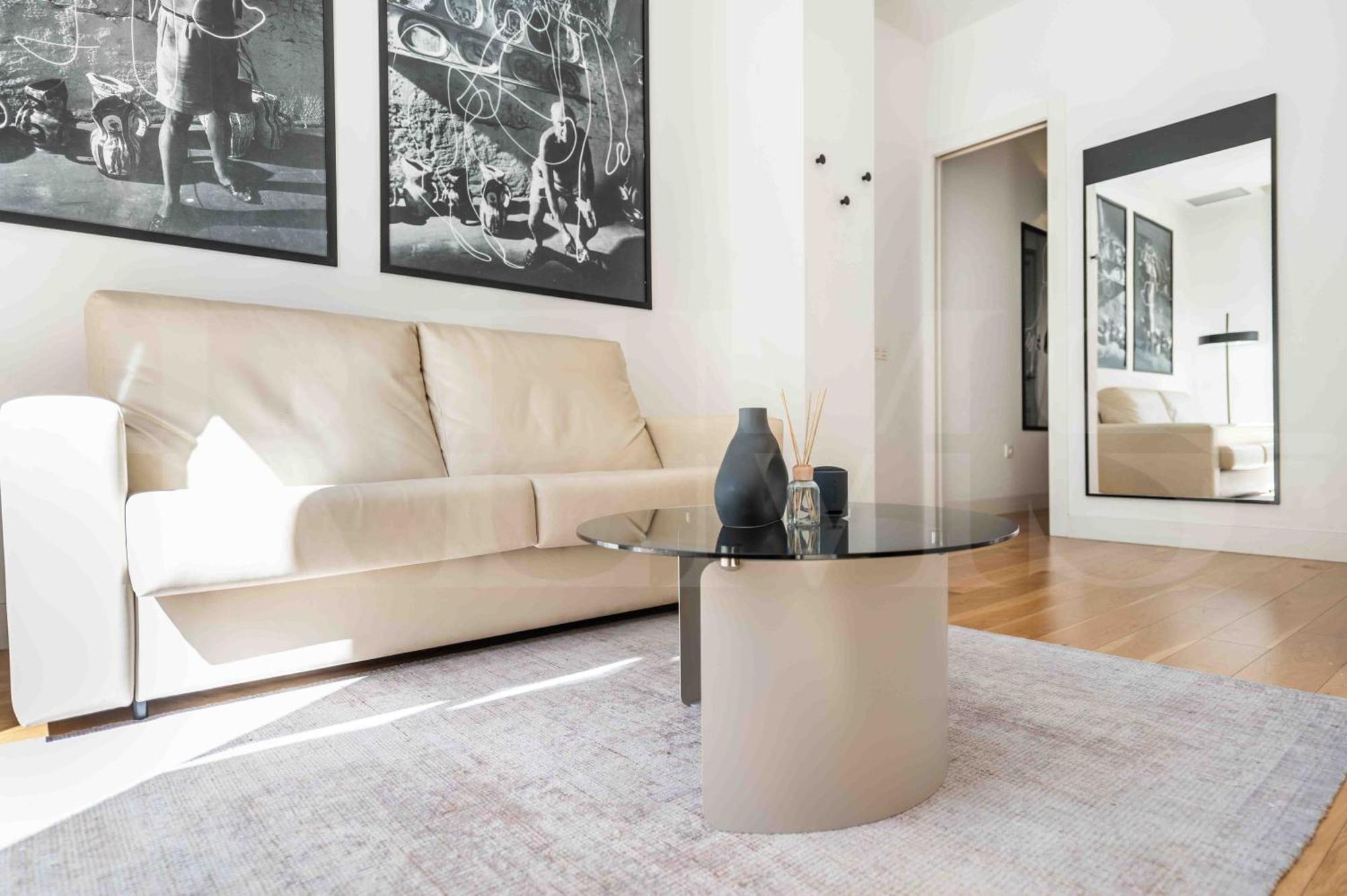 Appartement Inviting In Historic Center By Rems