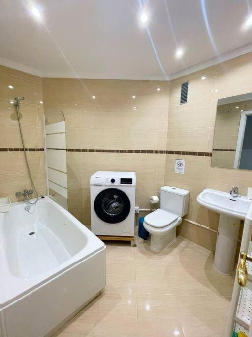 Modern In - Rosas Apartamento