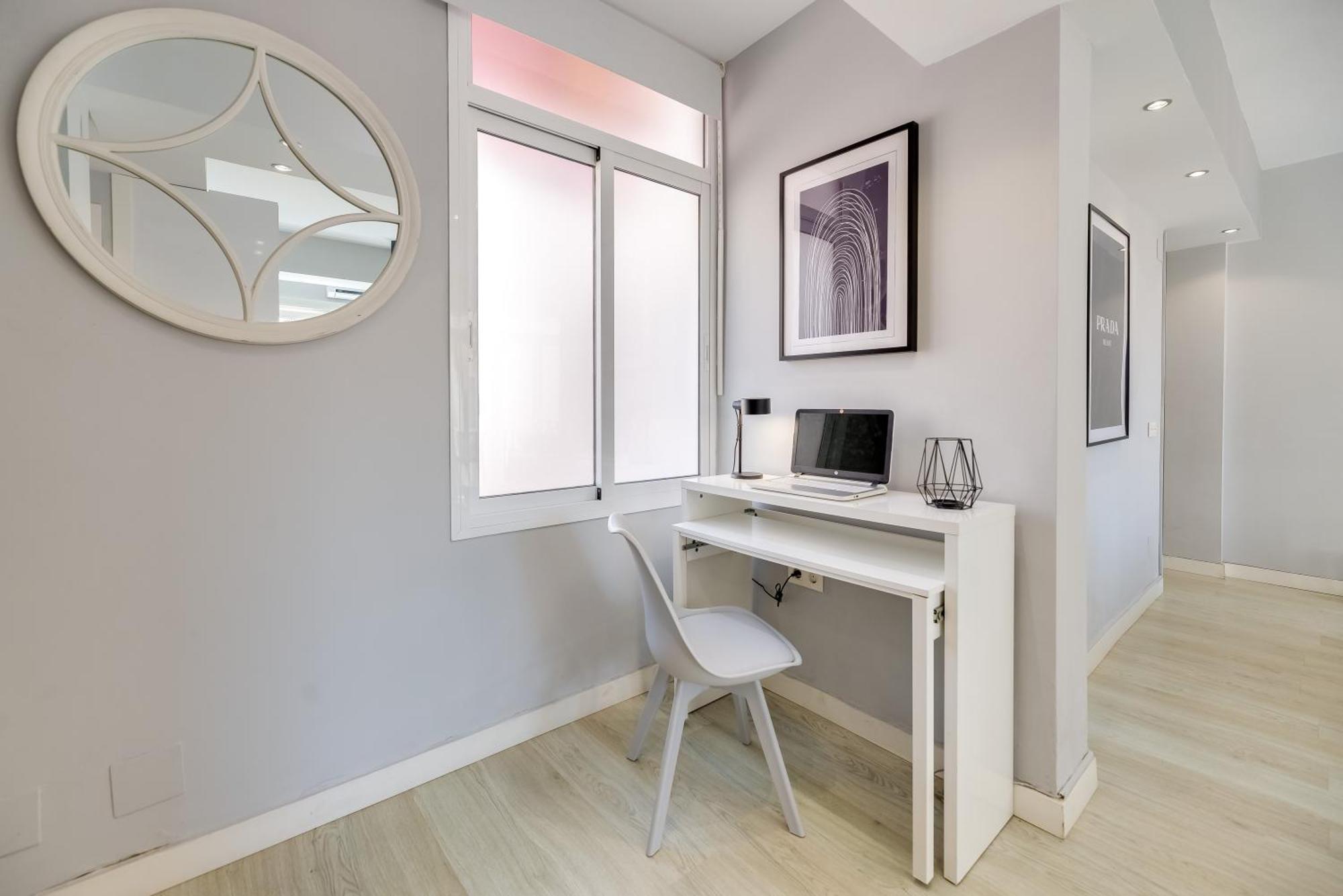 Xpce Merced Square - Picasso Appartement