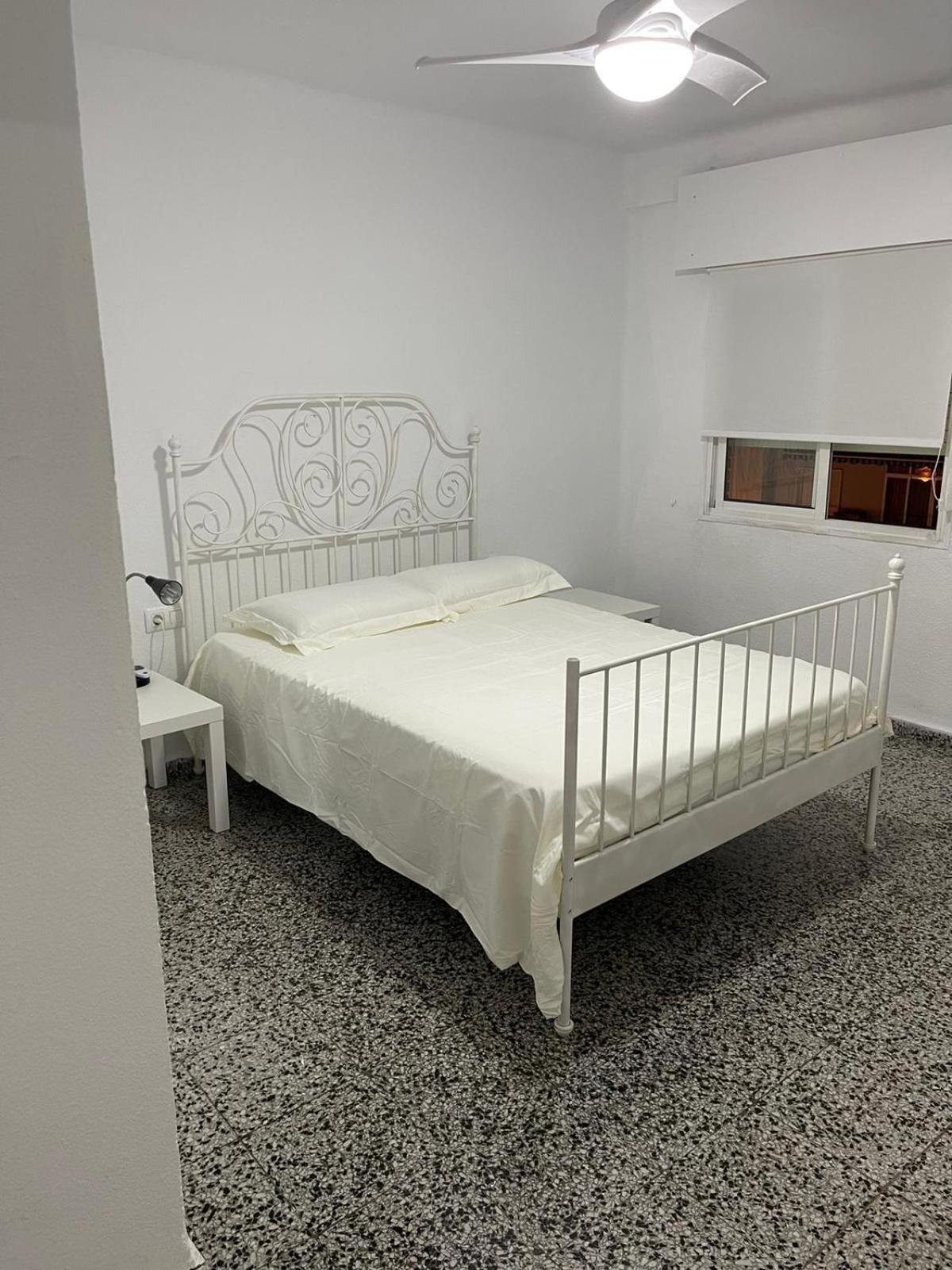 Habitación en casa particular De Privadas En El Centro De