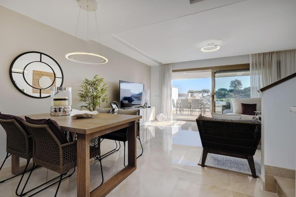 007 Modern 3 Bed Frontline Golf Townhouse In La Cala Golf With Mountain Views Holiday home