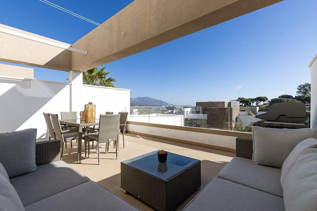 007 Modern 3 Bed Frontline Golf Townhouse In La Cala Golf With Mountain Views Holiday home