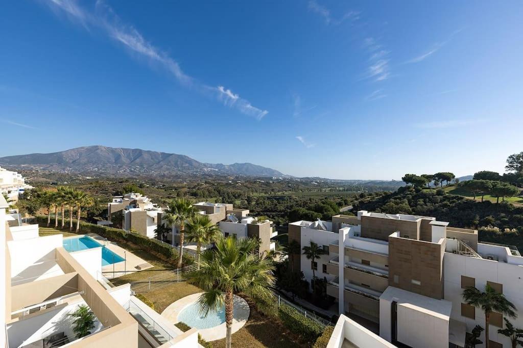 007 Modern 3 Bed Frontline Golf Townhouse In La Cala Golf With Mountain Views Holiday home Malaga
