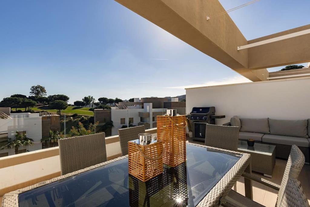 007 Modern 3 Bed Frontline Golf Townhouse In La Cala Golf With Mountain Views Malaga