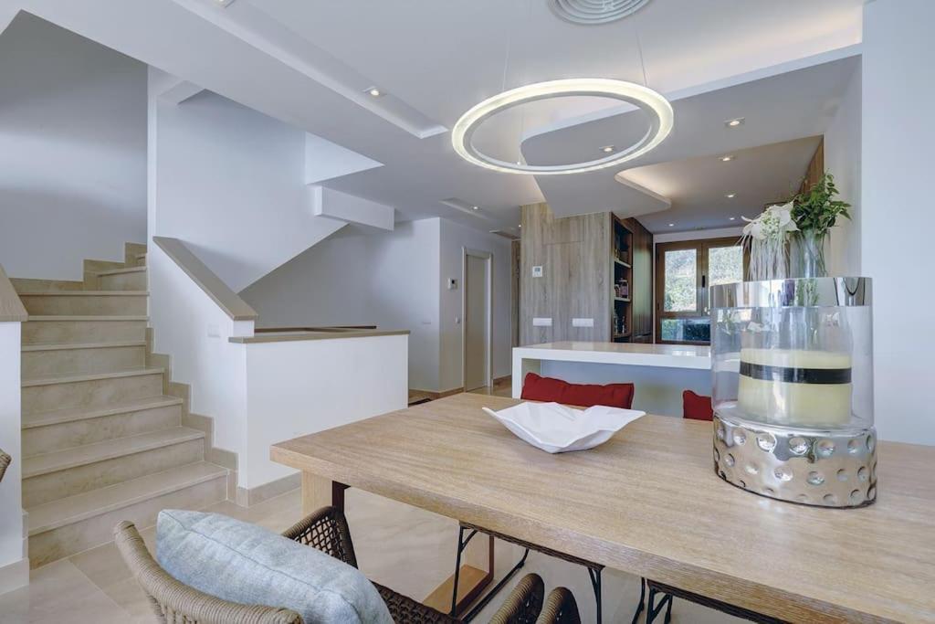 007 Modern 3 Bed Frontline Golf Townhouse In La Cala Golf With Mountain Views Malaga
