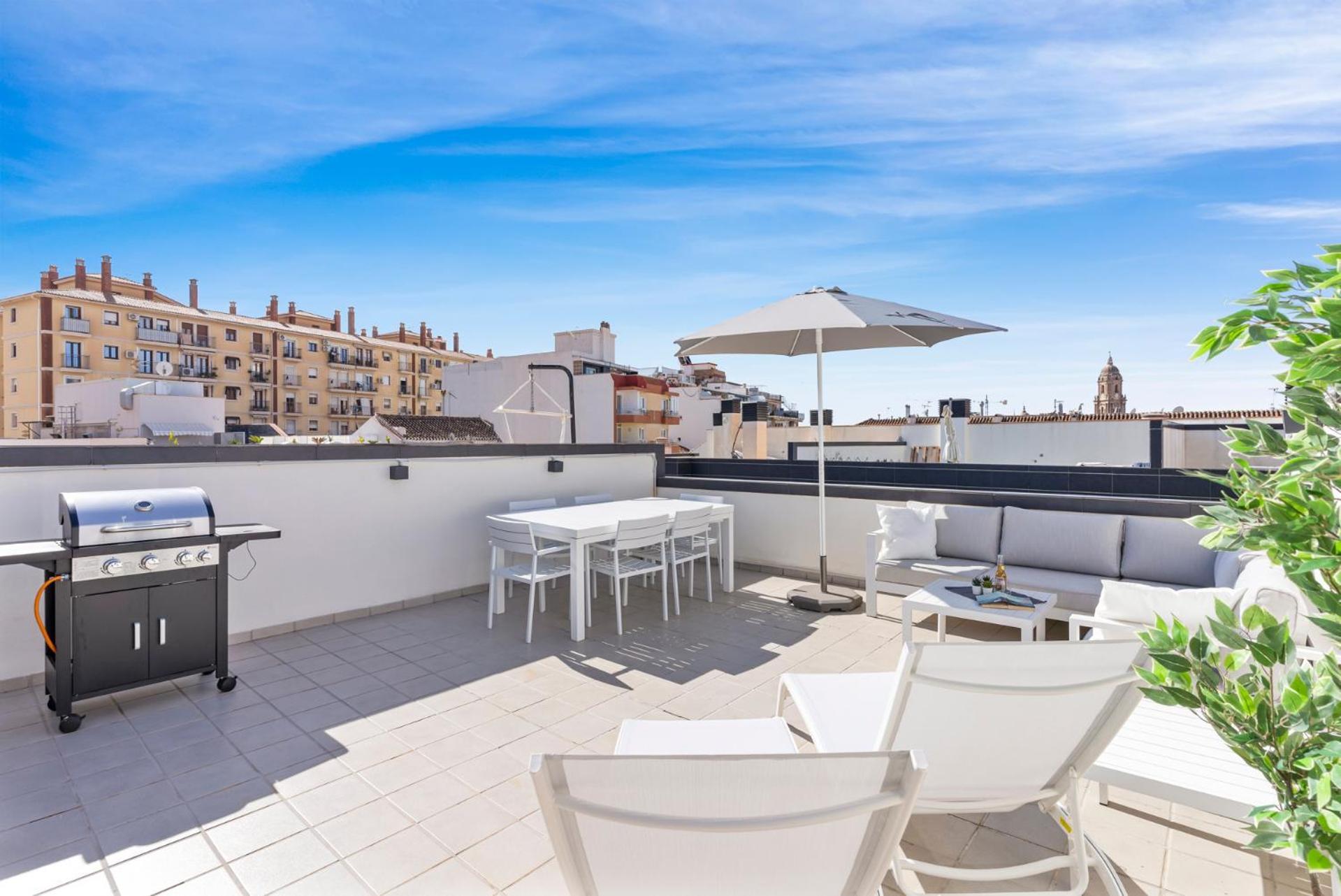 Apartamento Unique Floor In Historic Center By Costarentals - Mal04 *
