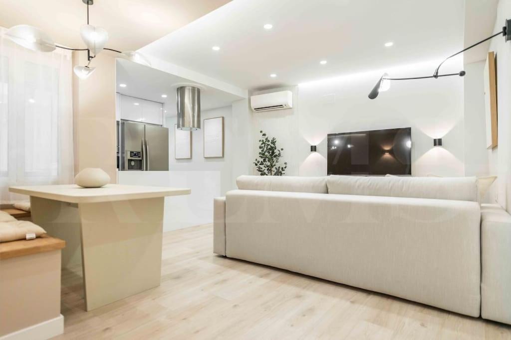 Elegant In Historic Center By Rems Appartement