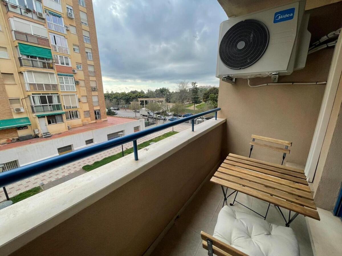 Apartment Calu Homes Cerca Playa De Huelin Málaga