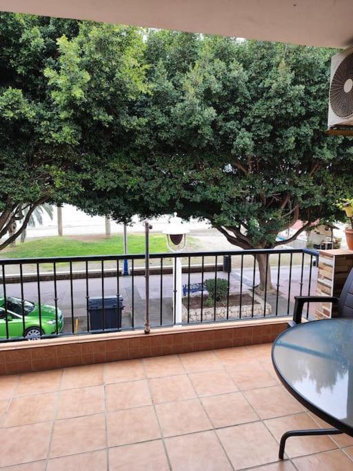 Magnificent Ground Floor With Views - B Apartamento