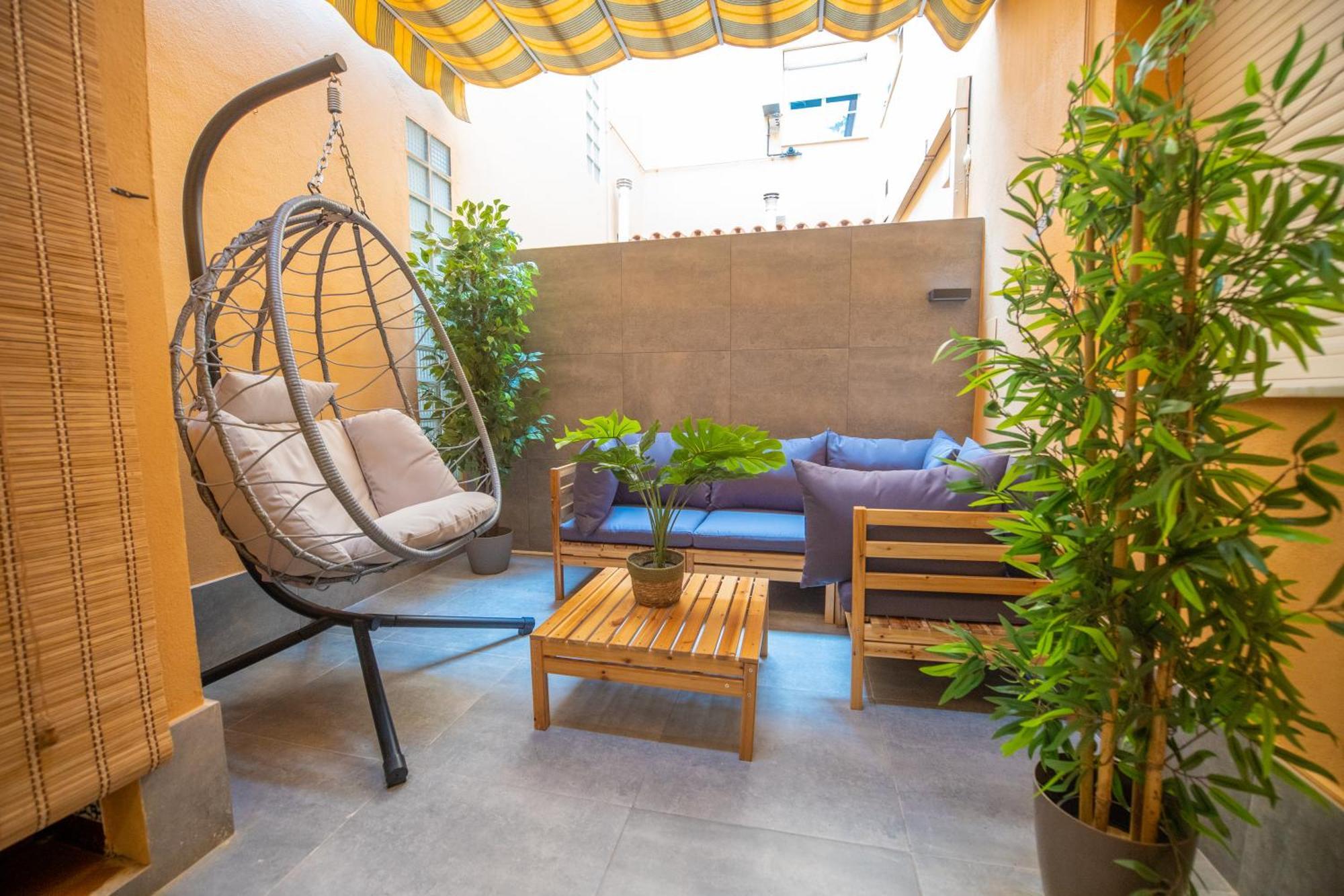 Prensa & Courtyard By Ele Apartment Málaga