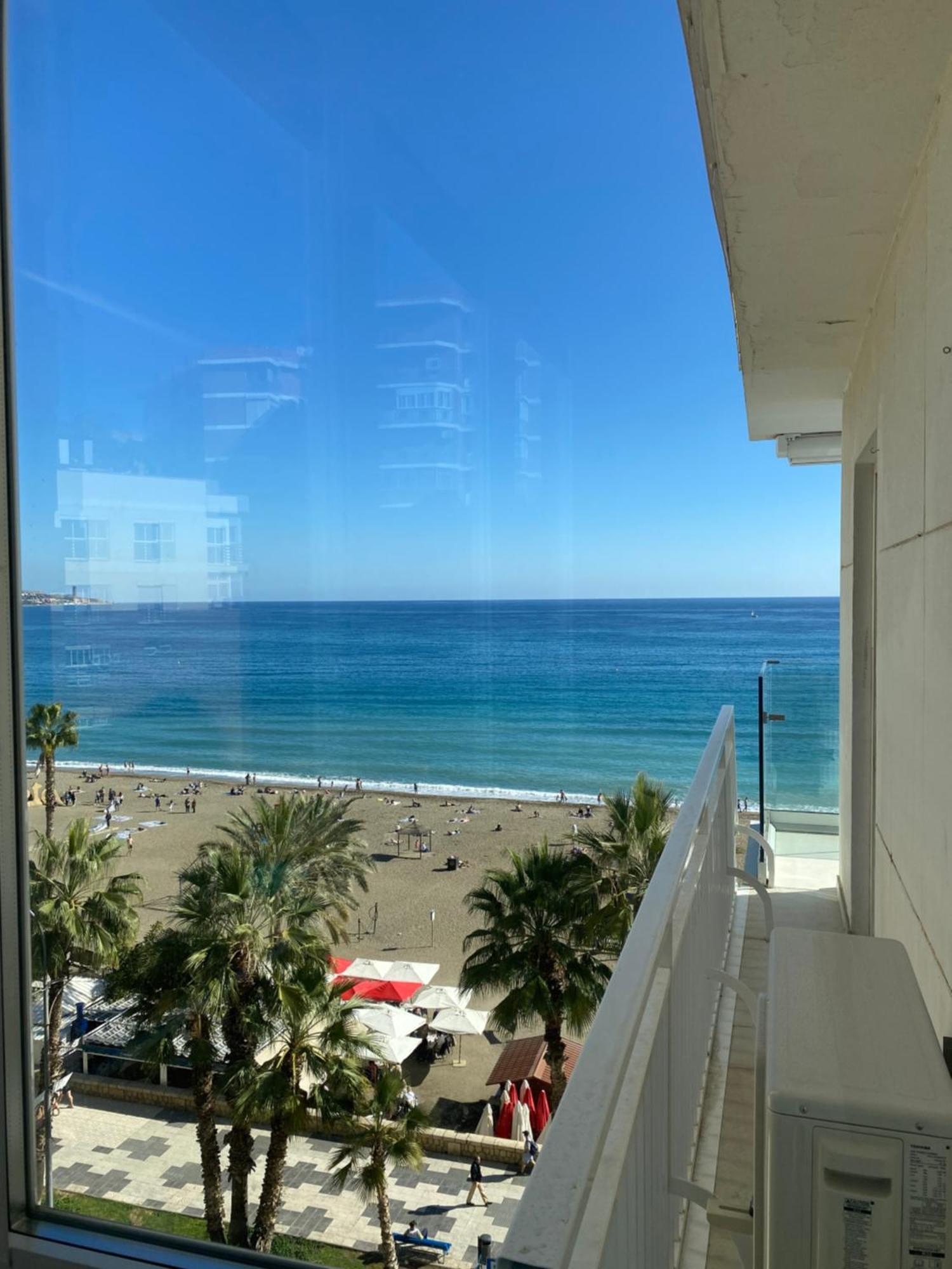 Apartamento Playa Malagueta Vistas Frontal Al Mar Con Dos *