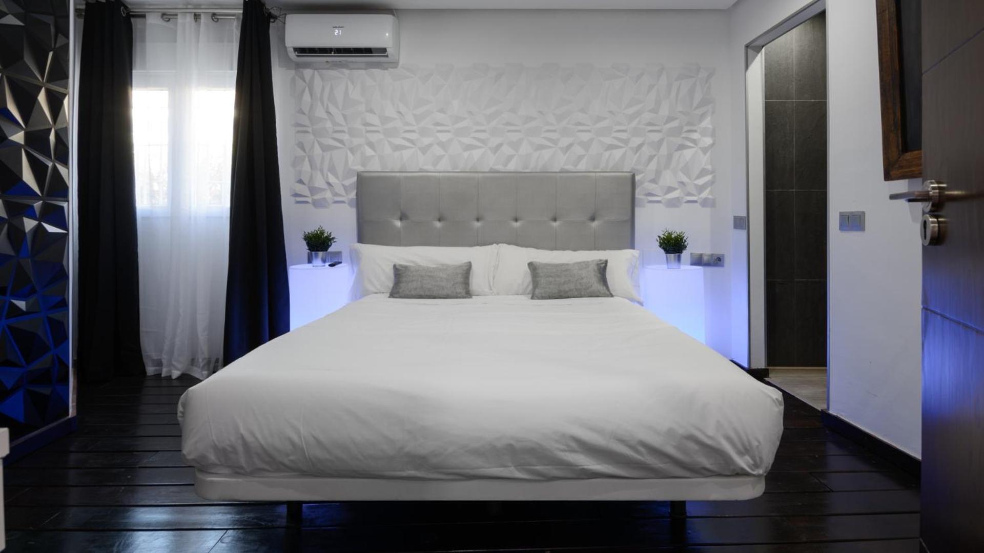 Chic Jacuzzi Y Playa * Malaga
