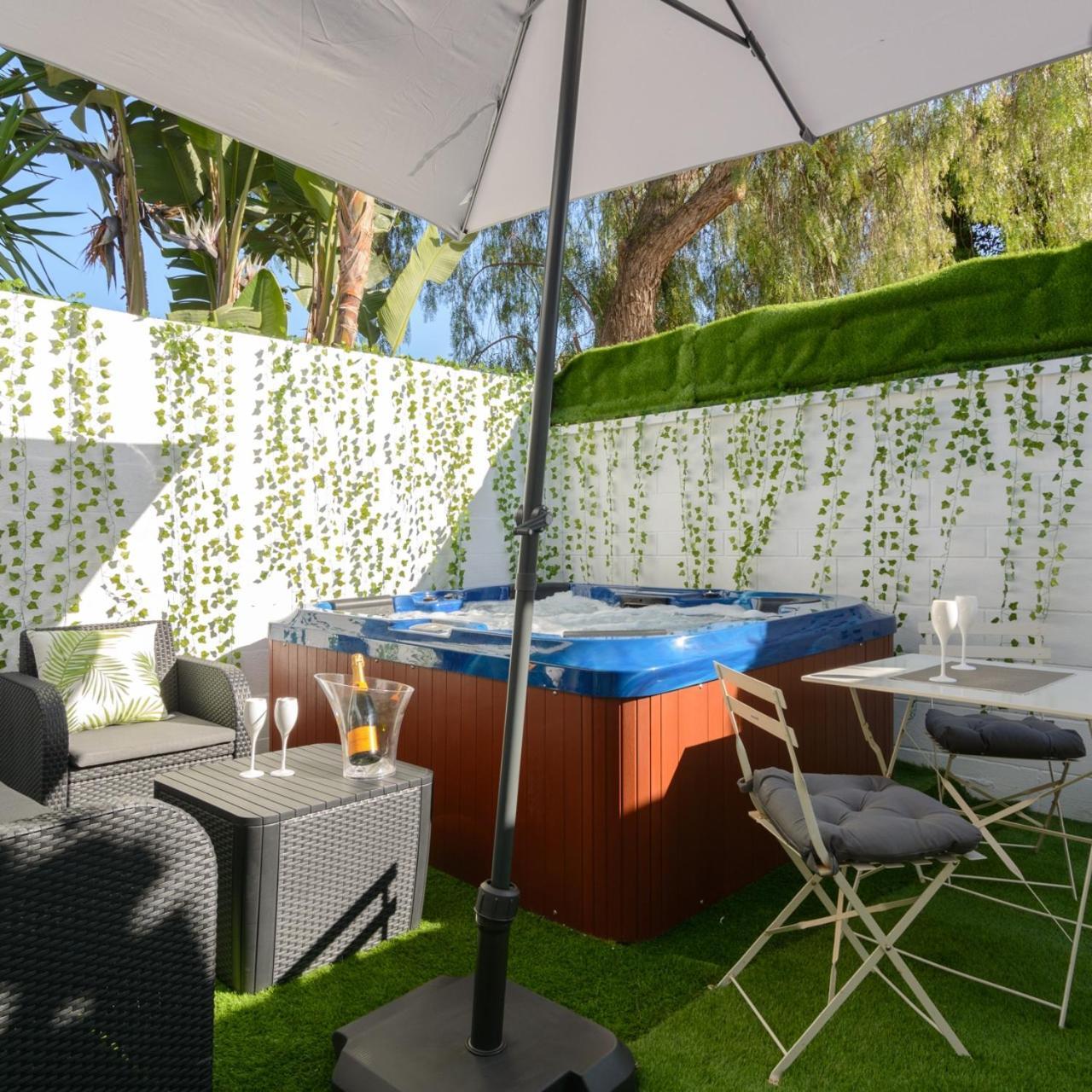 Apartment Chic Jacuzzi Y Playa Malaga