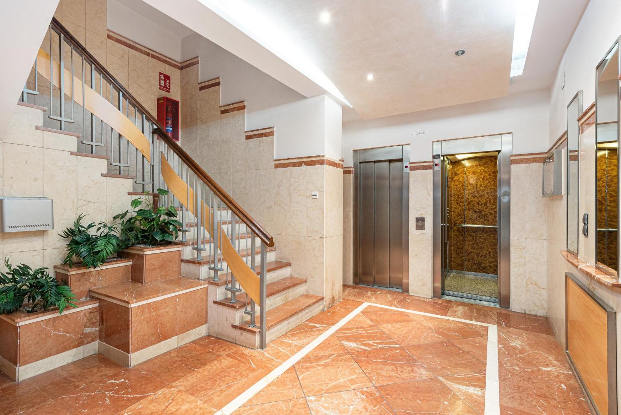 Estudios Larios 9 Apartment *