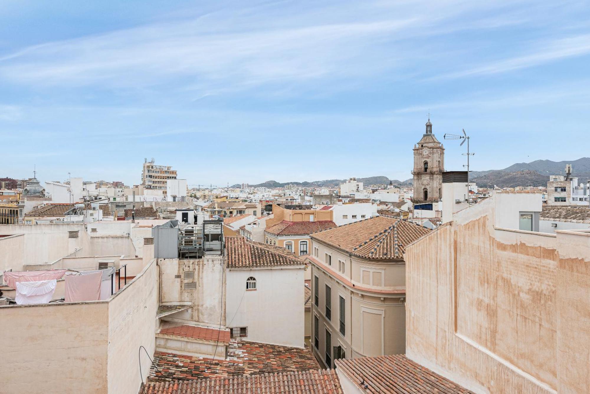Estudios Larios 9 * Málaga