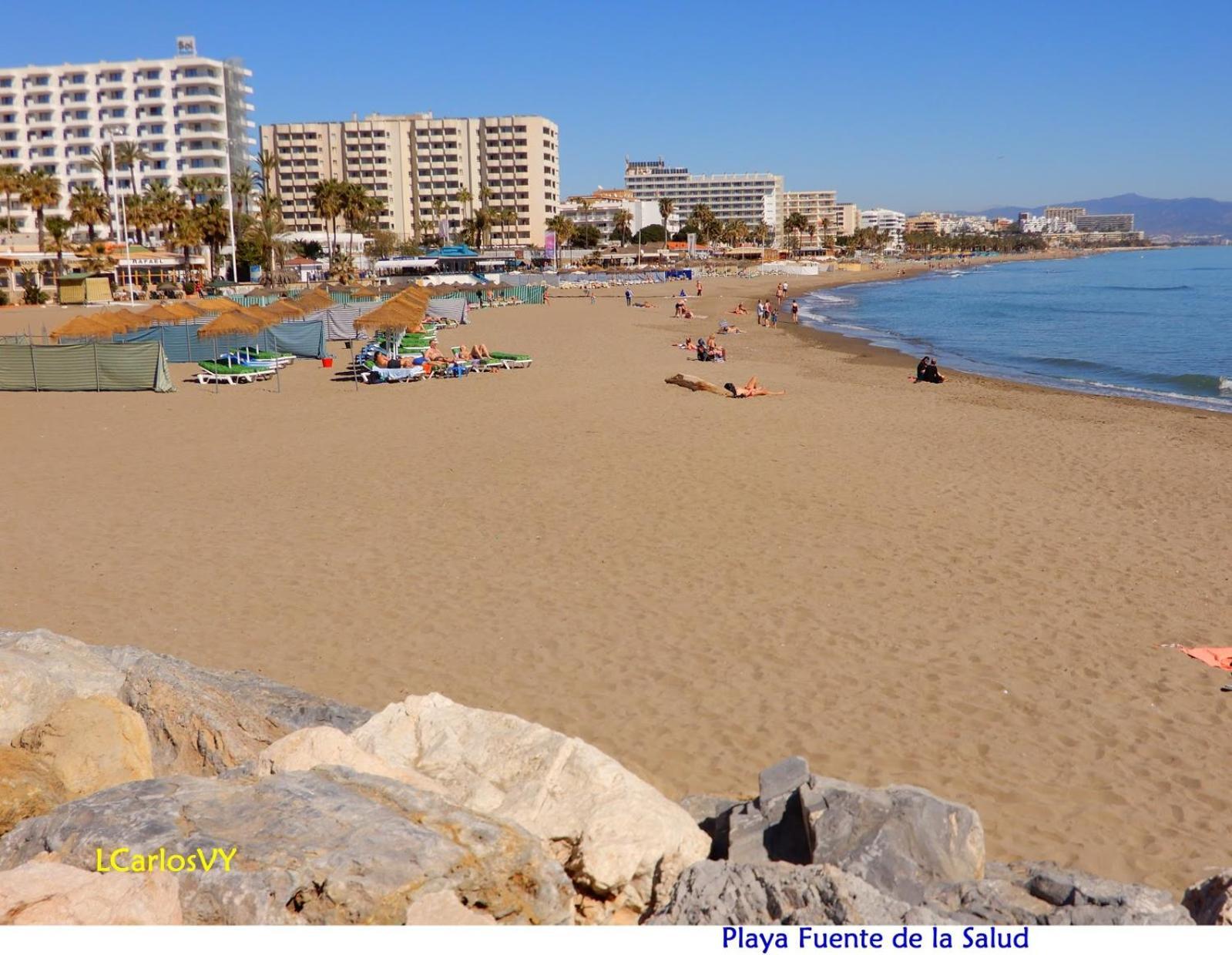 En Malaga, Torremolinos, Cerca De La Playa *