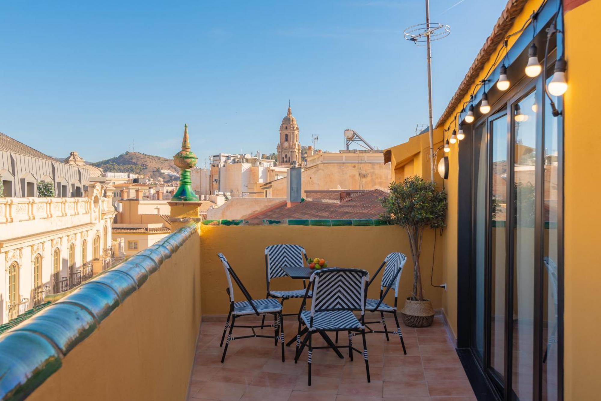 Feelathome Atarazanas Apartment