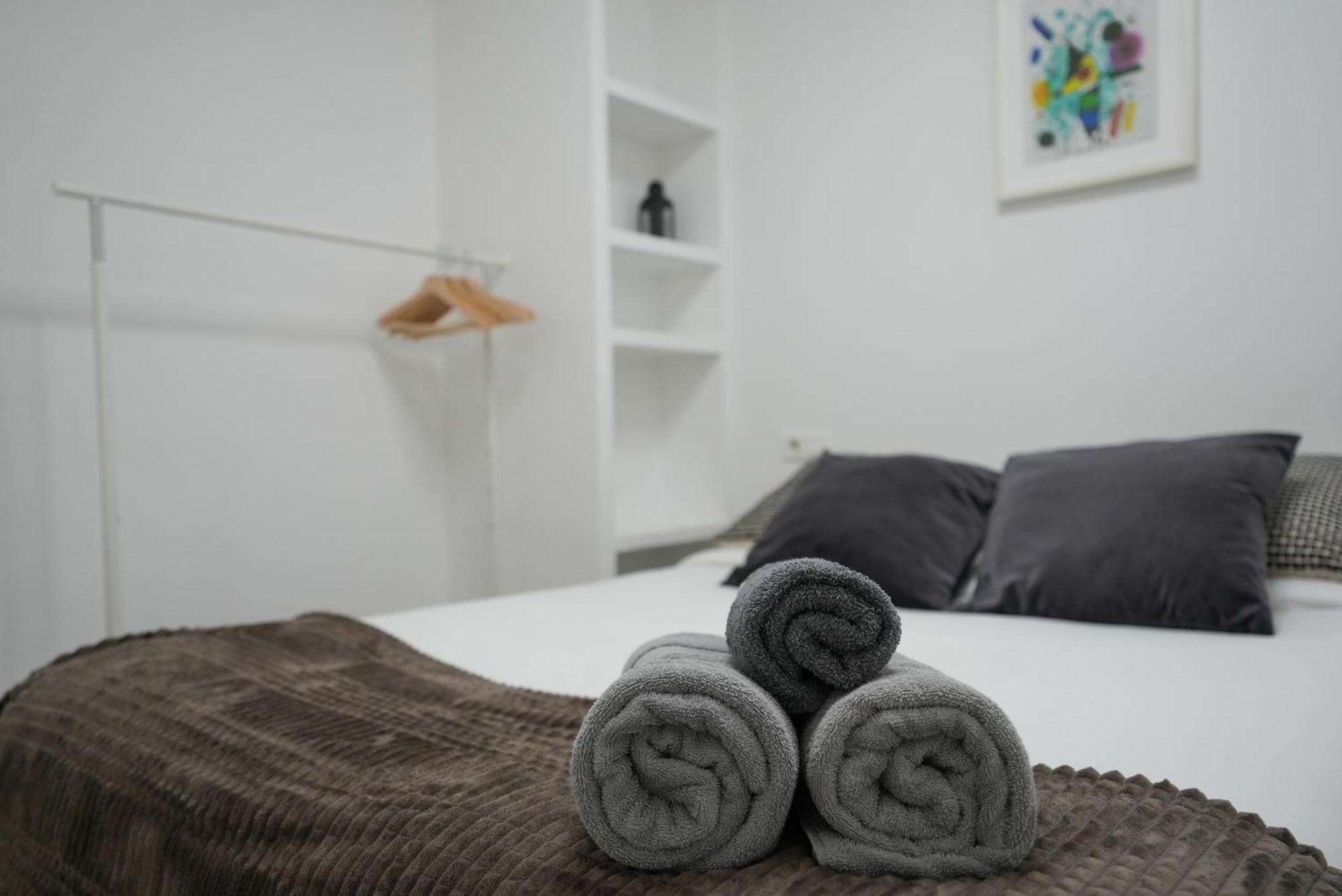 Excellent Location Centro Historico 2 Bed Flat Málaga