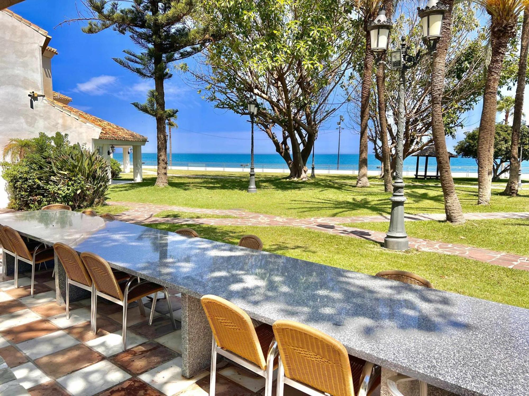Villa Castle House Luxury Beachfront *