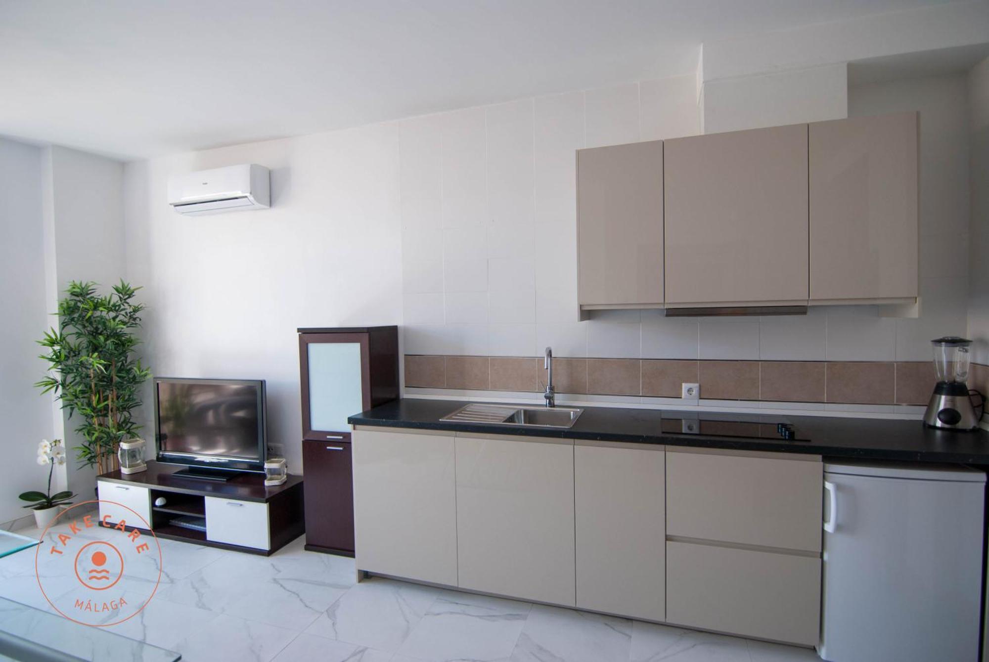 Apartment With Terrace In Center - Tcm Malaga