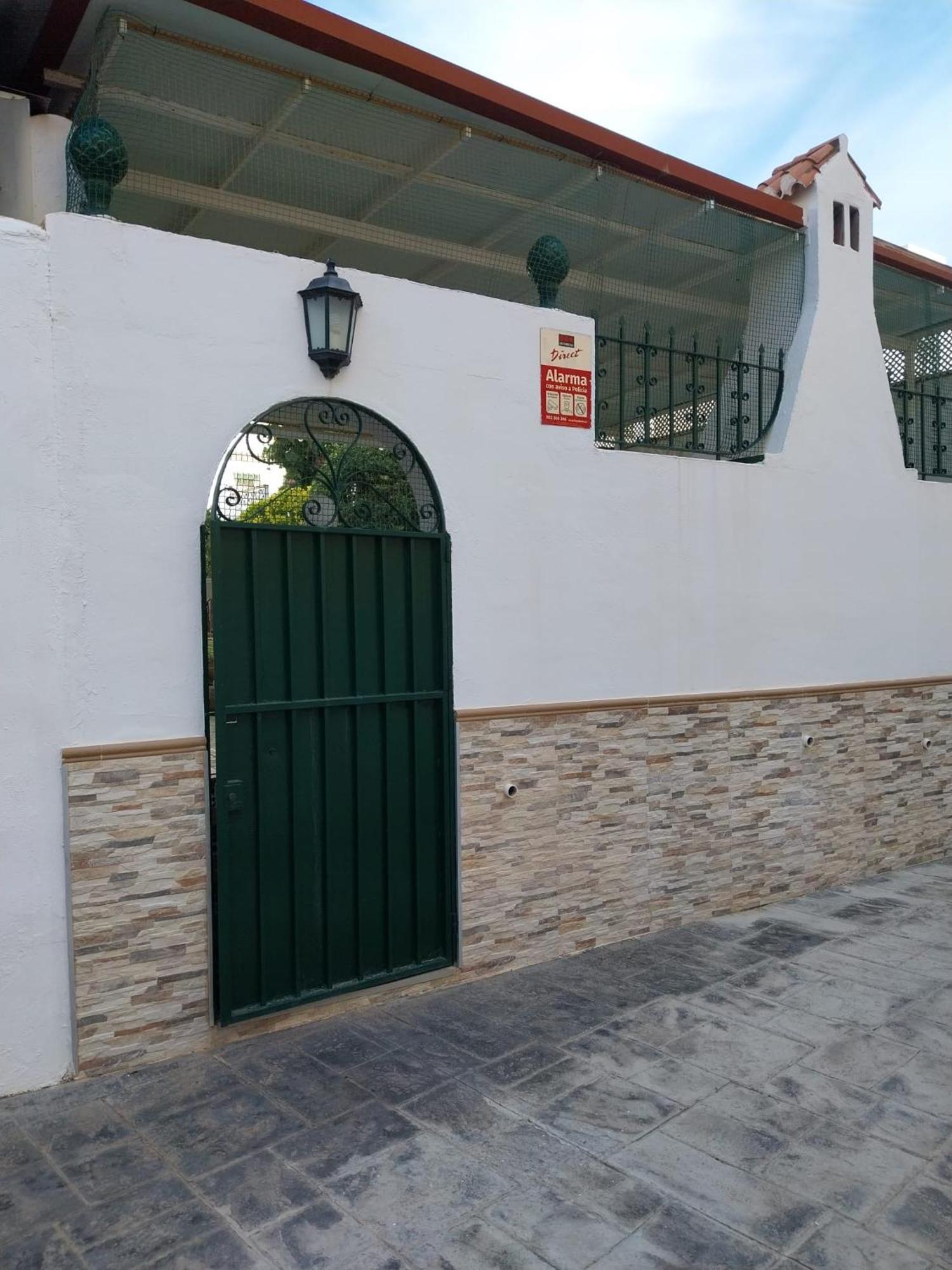 En Malaga, Torremolinos, Cerca De La Playa Feriehus
