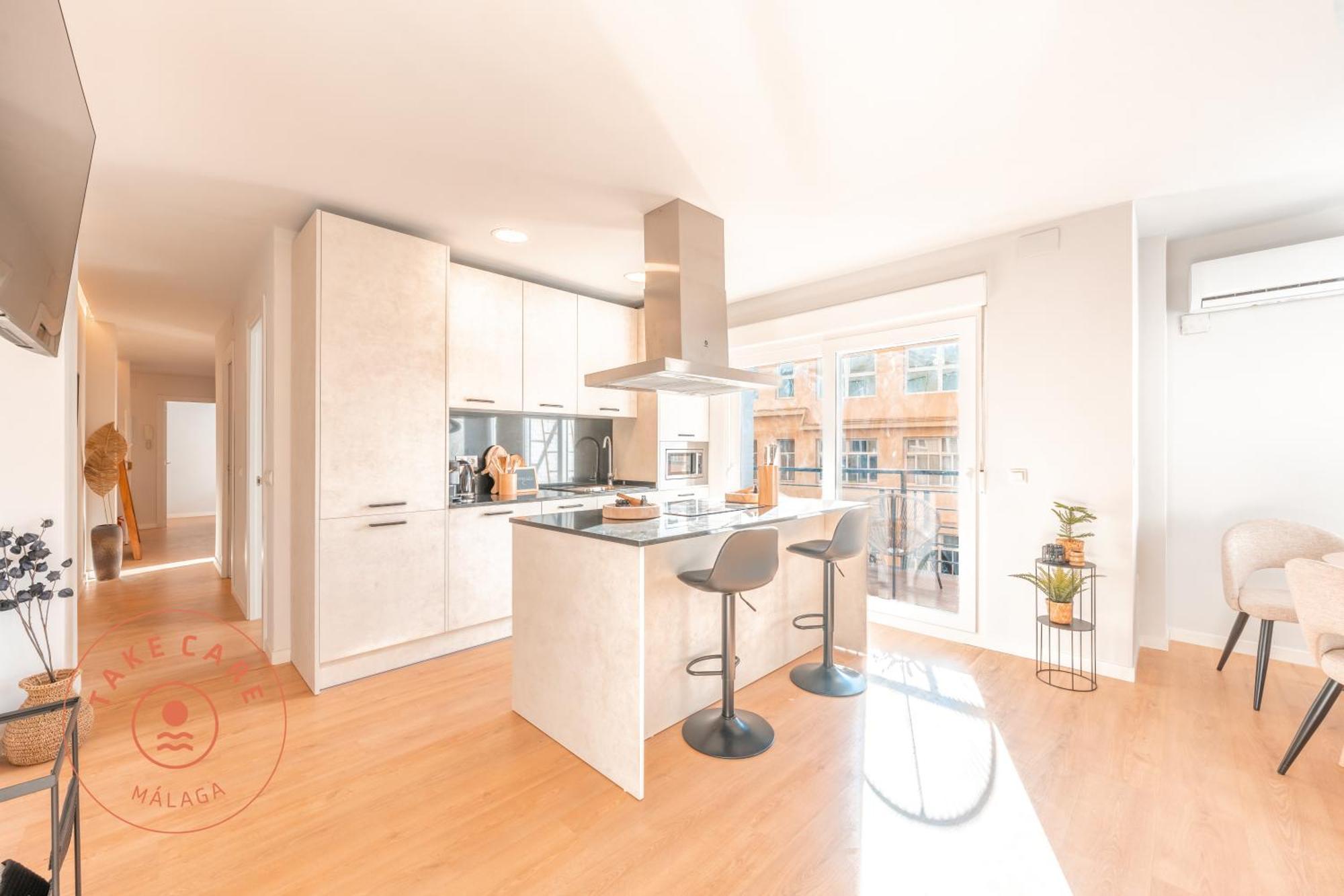 Spacious In - Tcm Apartment