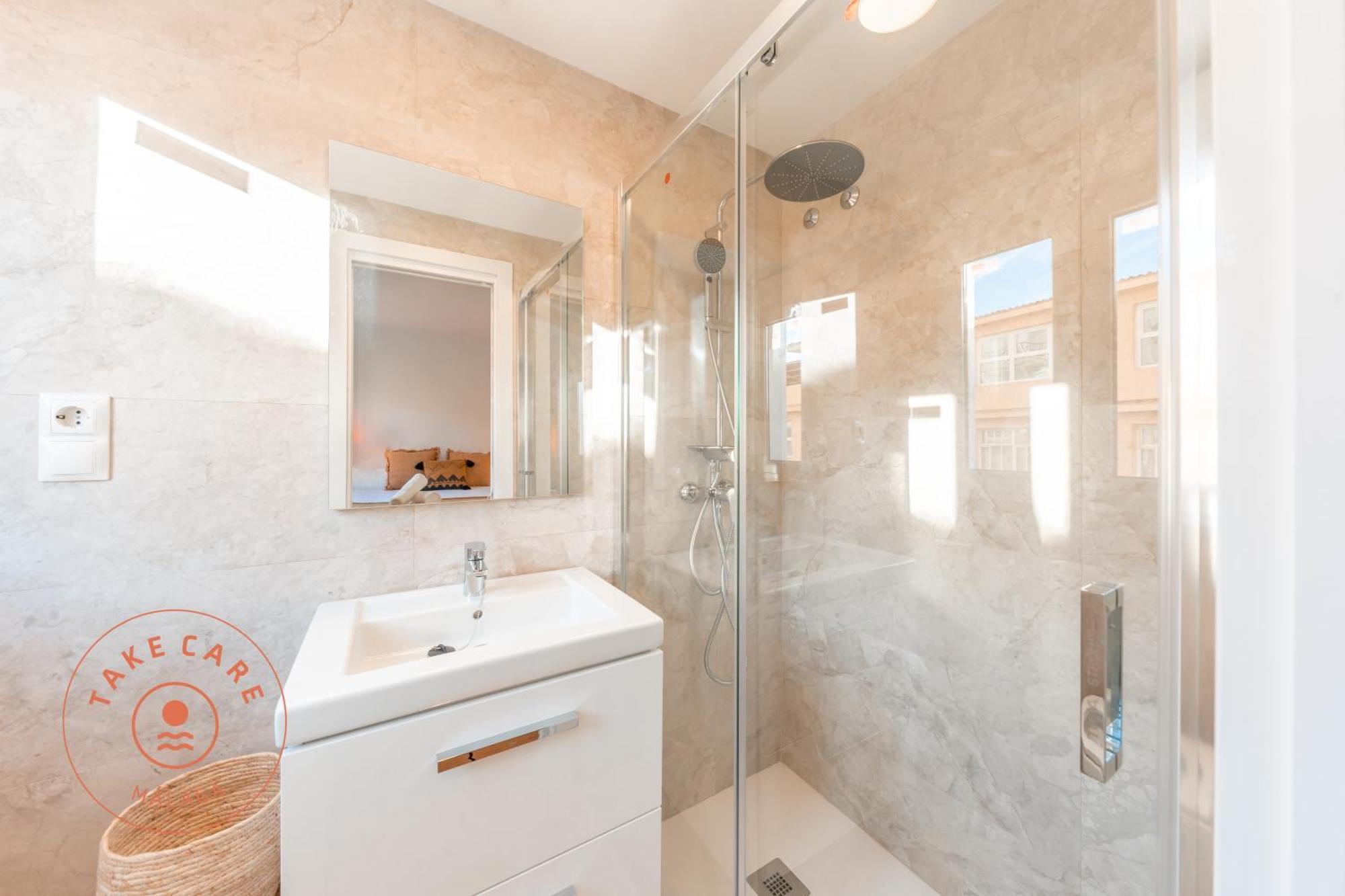 Spacious In - Tcm Apartment *