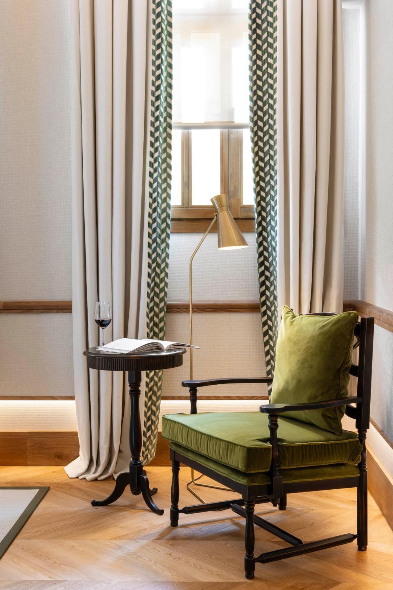 Hotel Palacio Solecio, A Small Luxury Of The World 4*