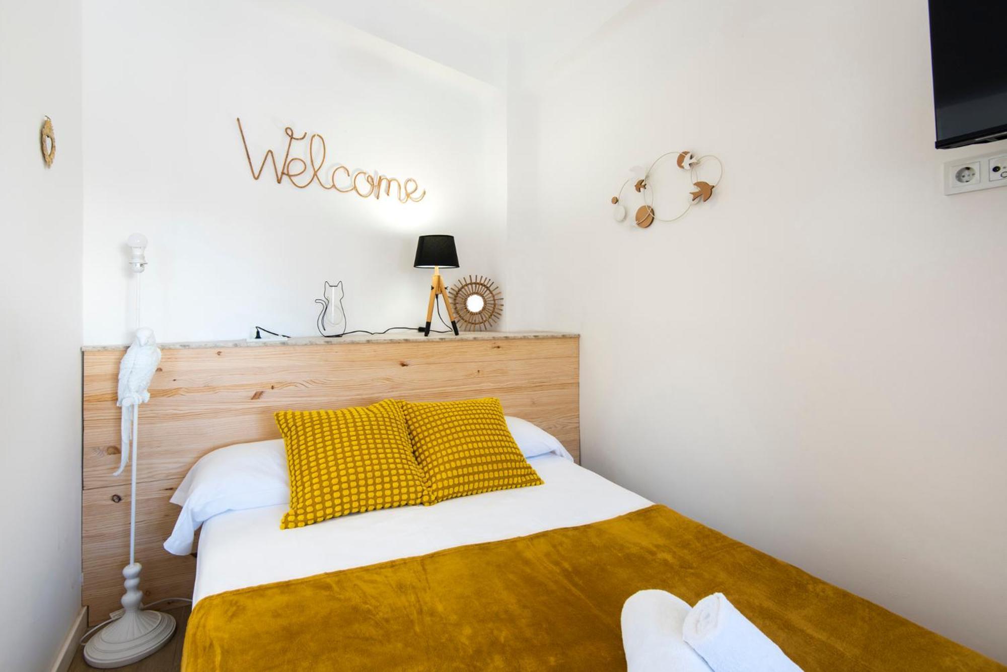 Tour Museums Constitucion Square Apartment *