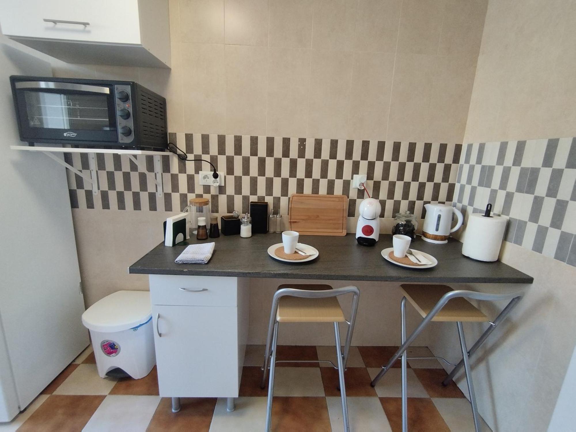 Rent4 Huelin Leilighet *