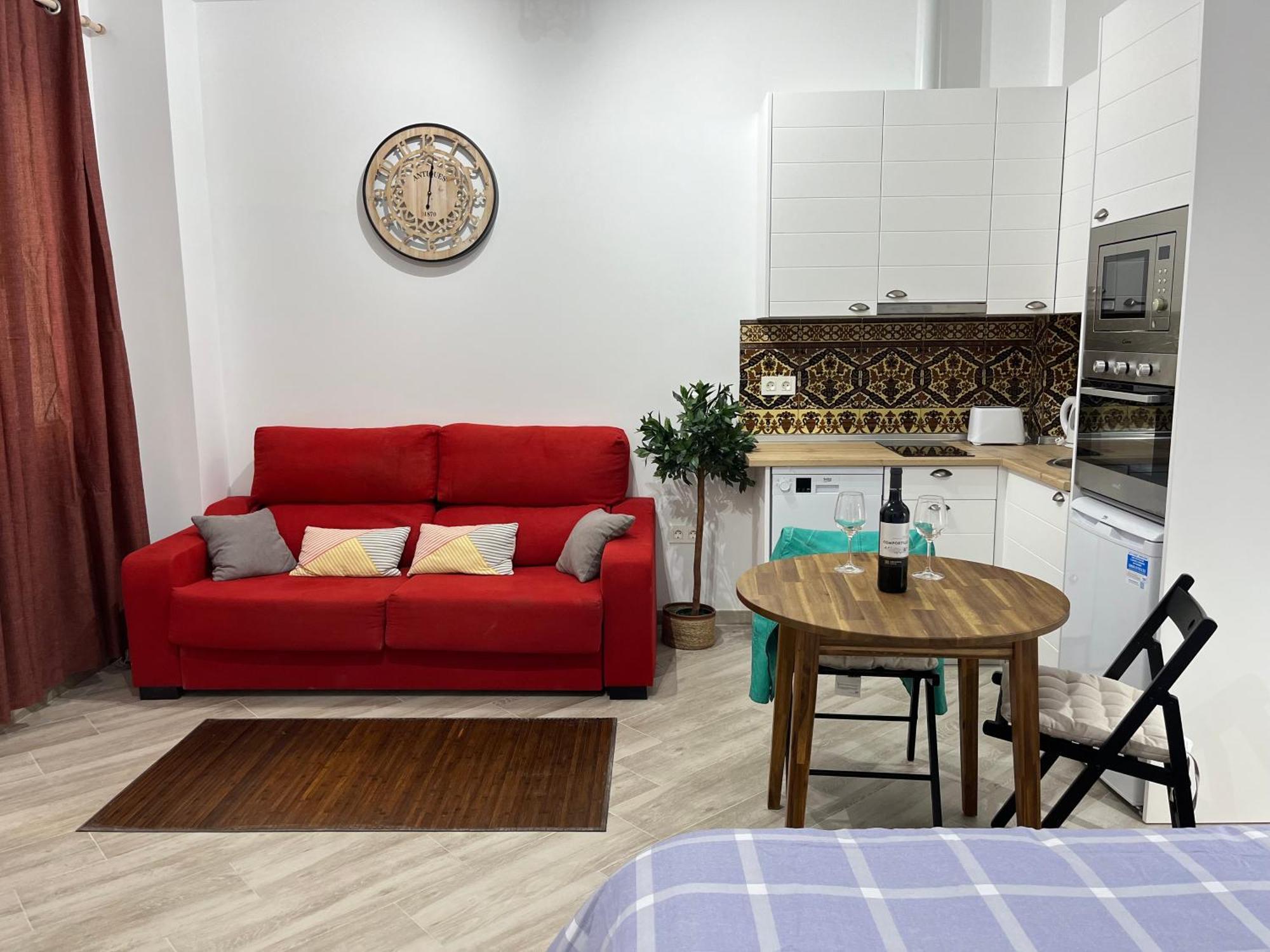 Apartamento Malasana 51, New Art Apartment, Breakfast Included, Historic Center, Quite Neighborhood, Ml Málaga