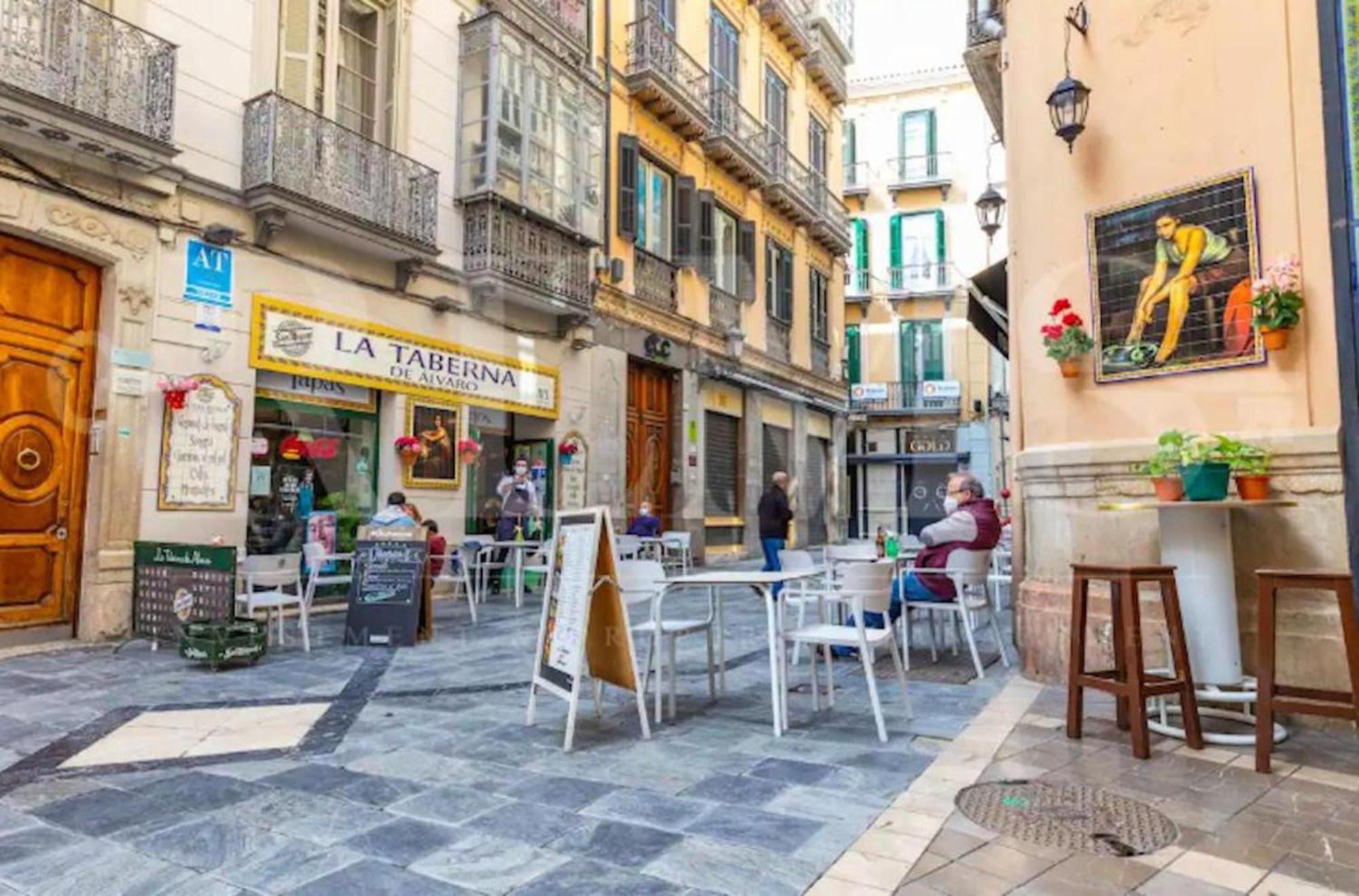 Holidays2malaga Old Town Appartamento *