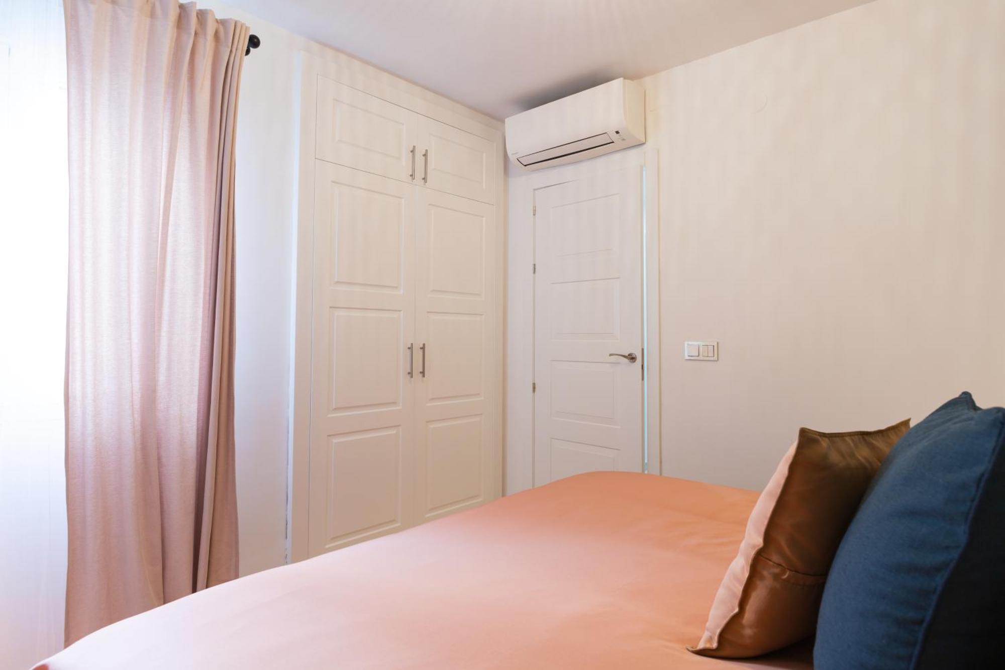 Centro Ii: And Bright With Balconies Appartement
