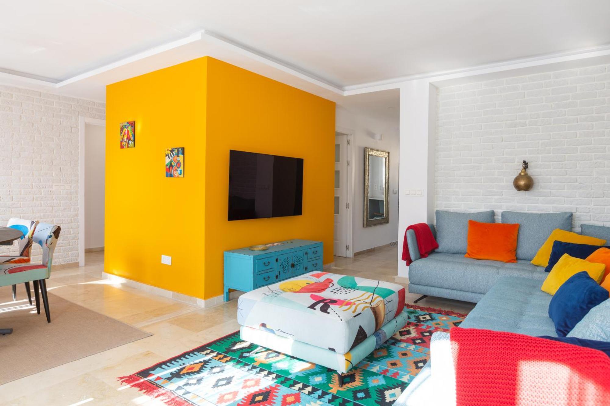 Centro Ii: And Bright With Balconies Appartement *