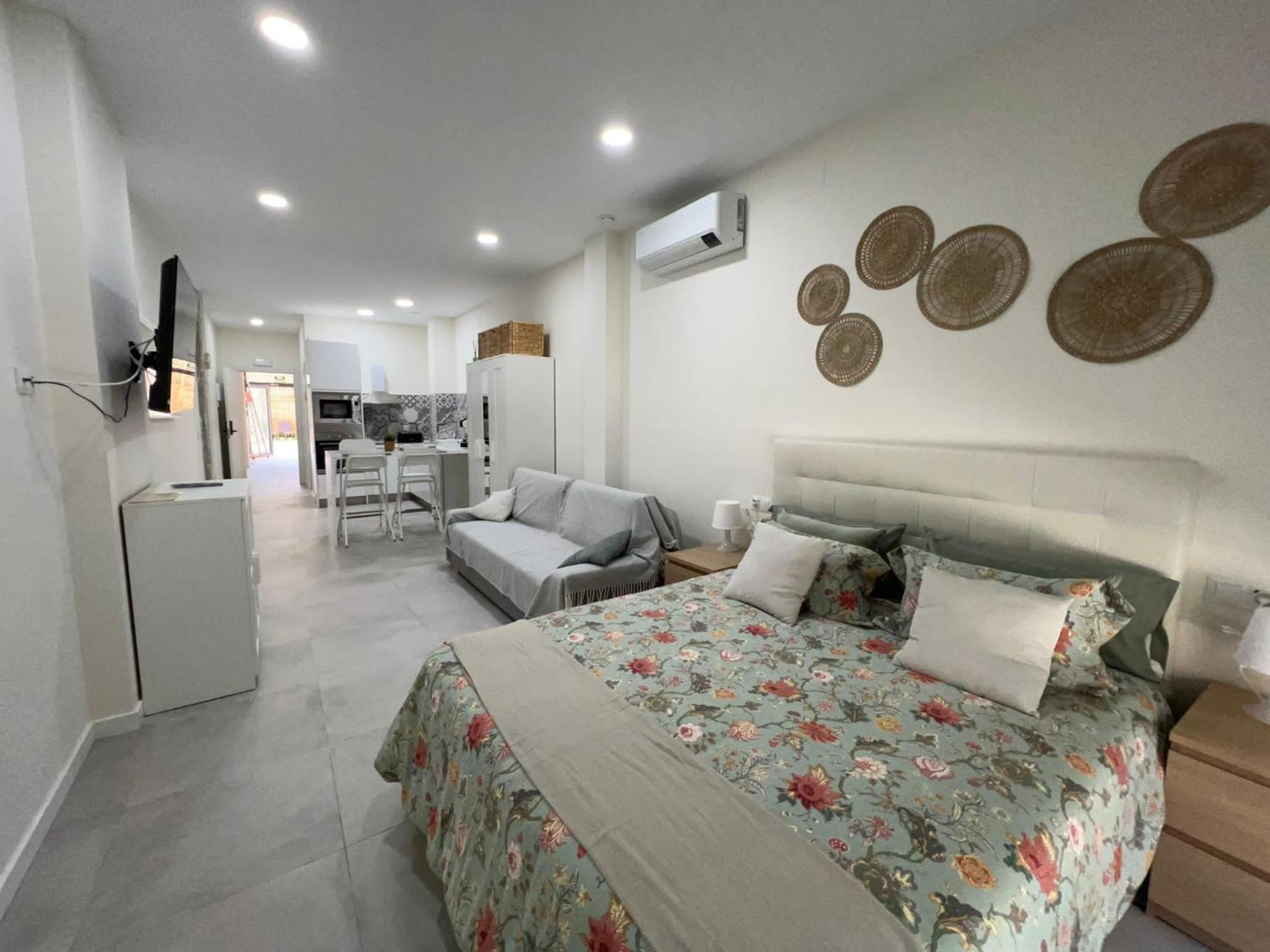 Centro Estudio Precioso 4 *