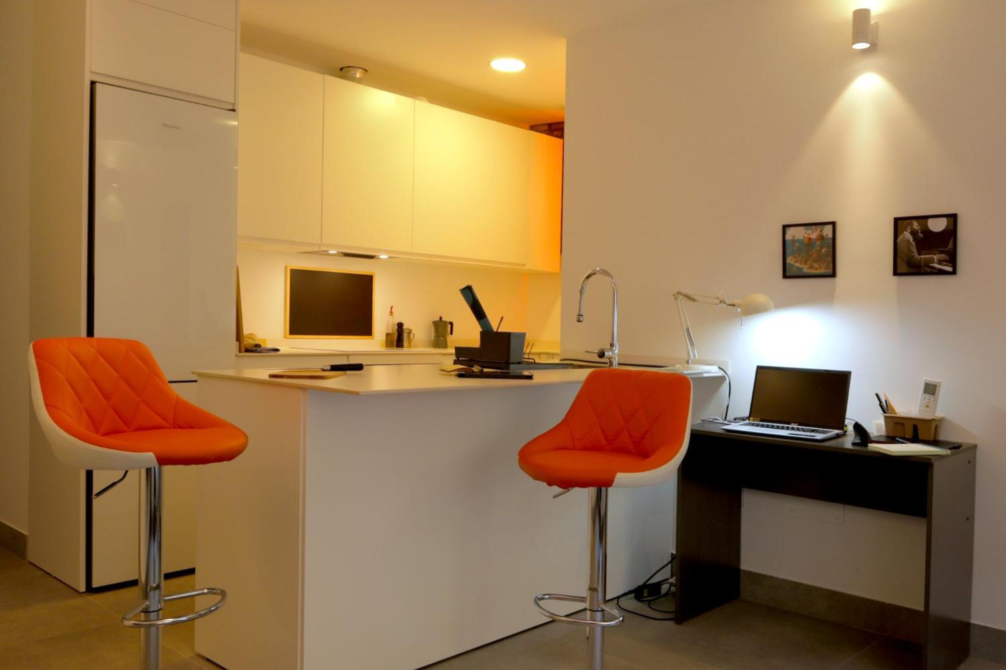 With Two In The Center Of Appartement Málaga