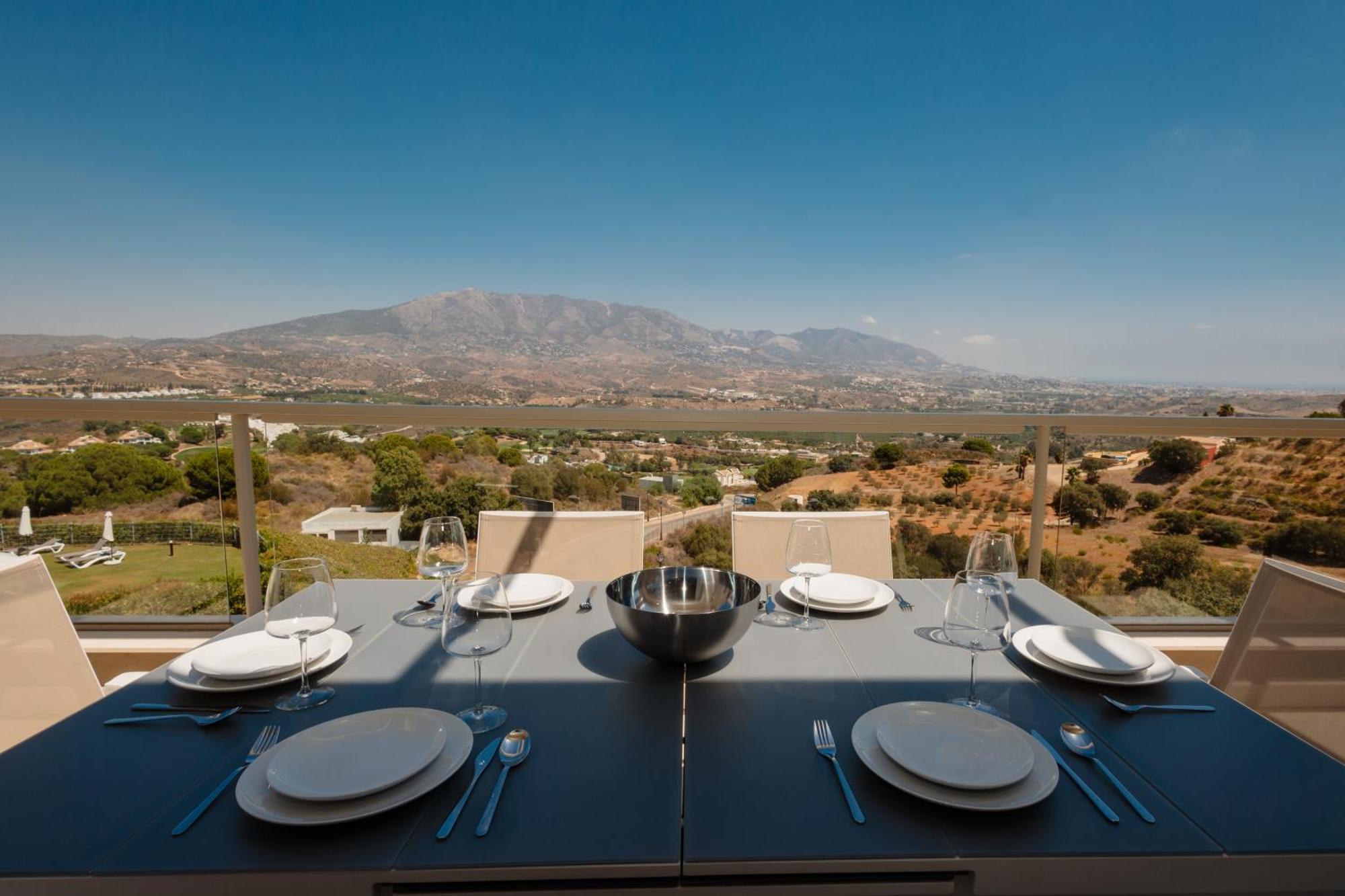 Modern Holiday With Incredible Sea Views In La Cala De Mijas