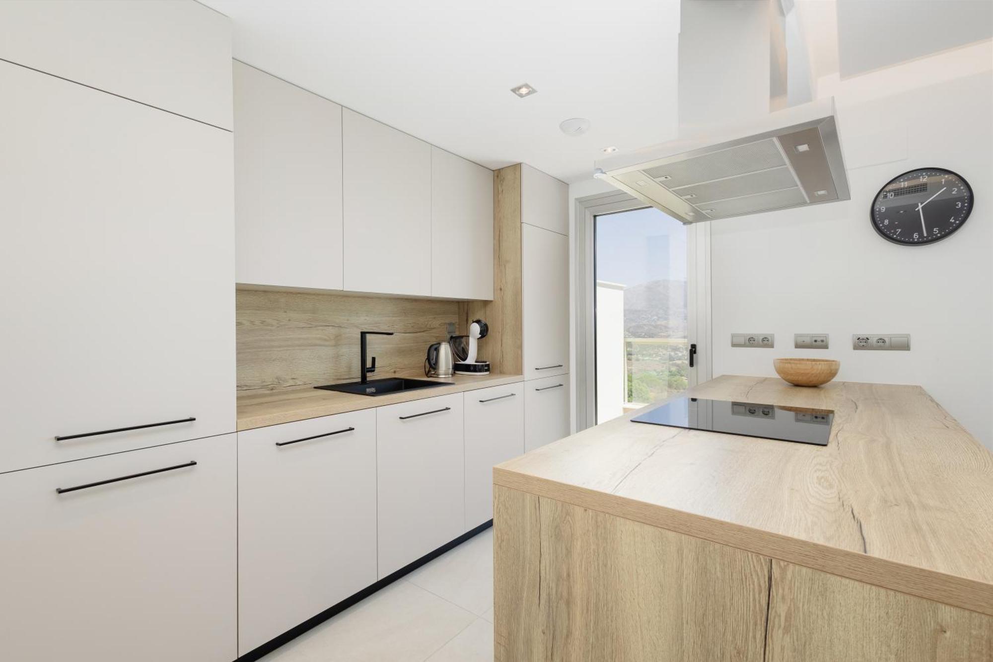 Modern Holiday With Incredible Sea Views In La Cala De Mijas Málaga