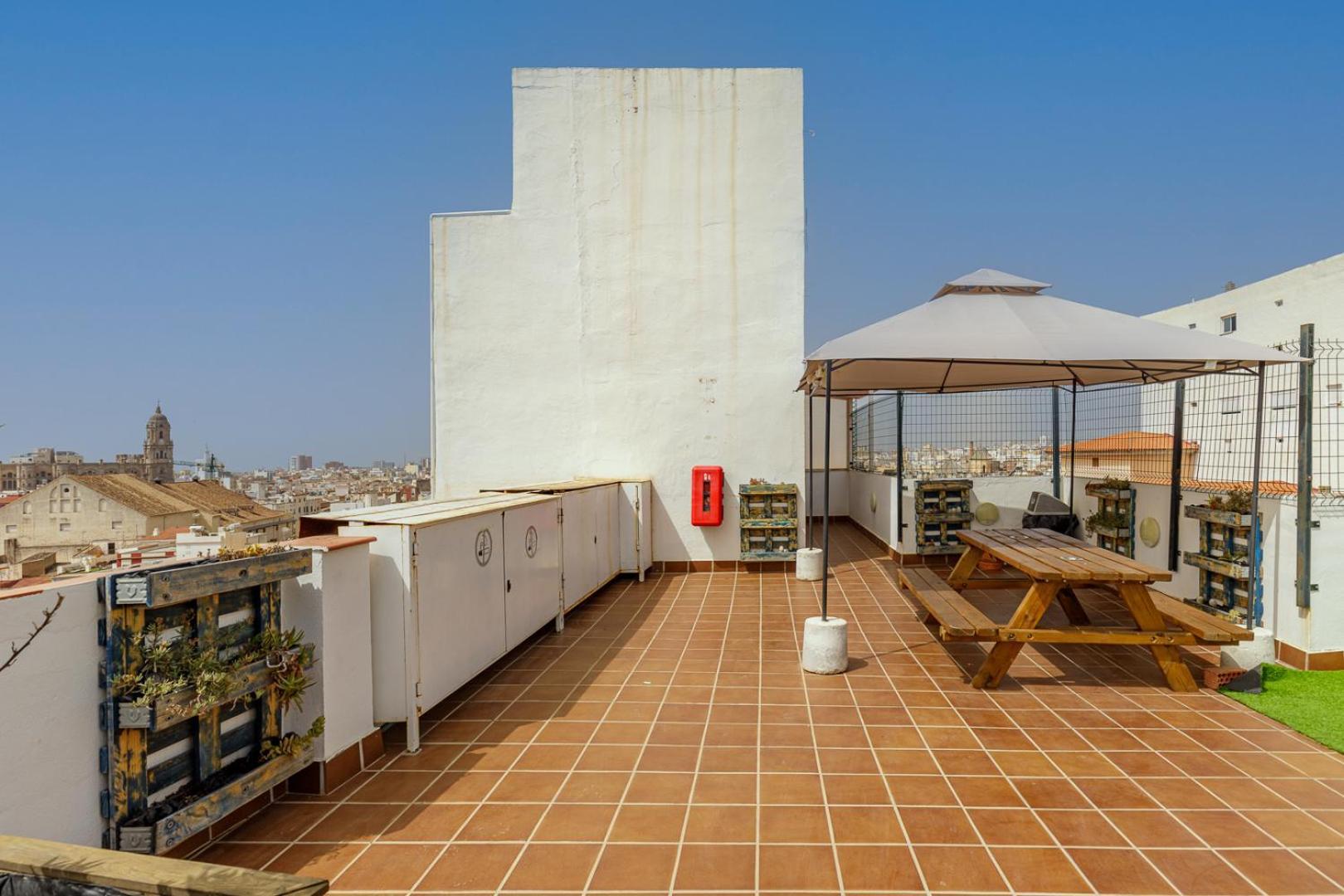 Fun Building Terraces By Homeabout Apartamento