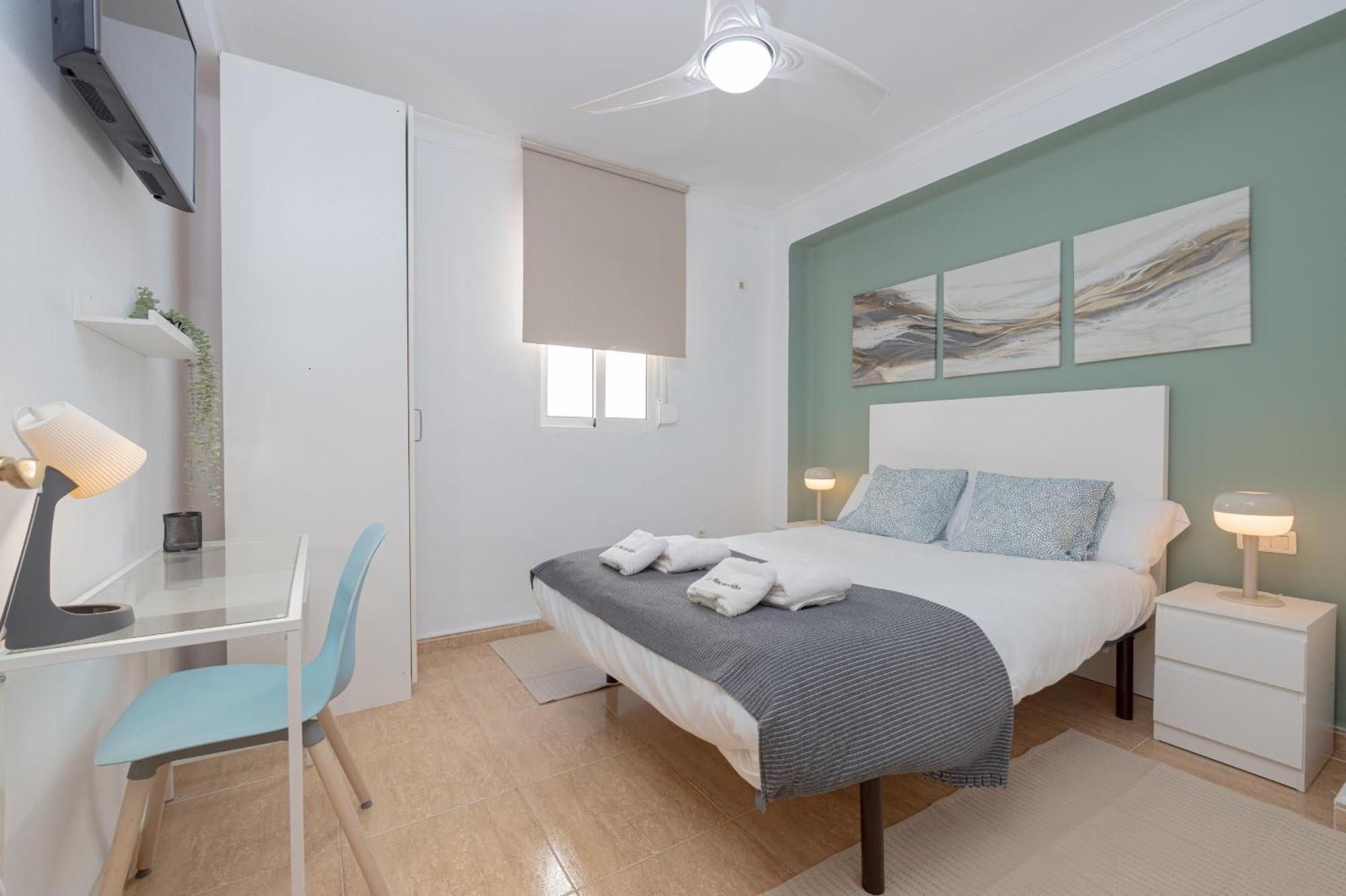 C27 Great 3 Bedroom Close To Center Appartement