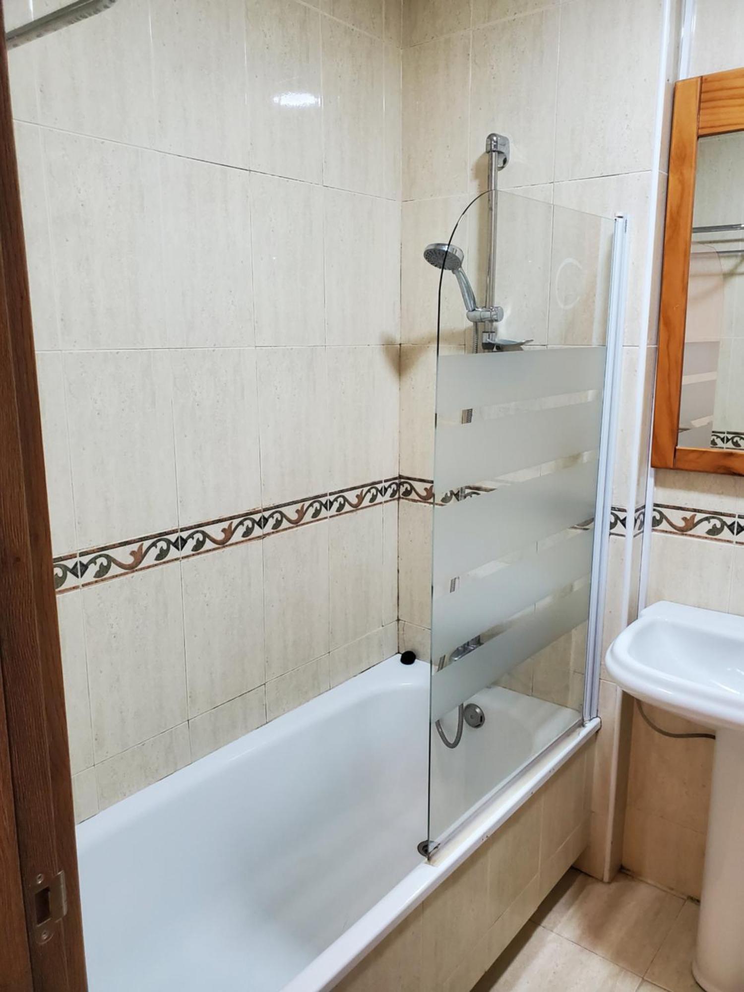 Apartamento Con Parking Gratis En El Centro De