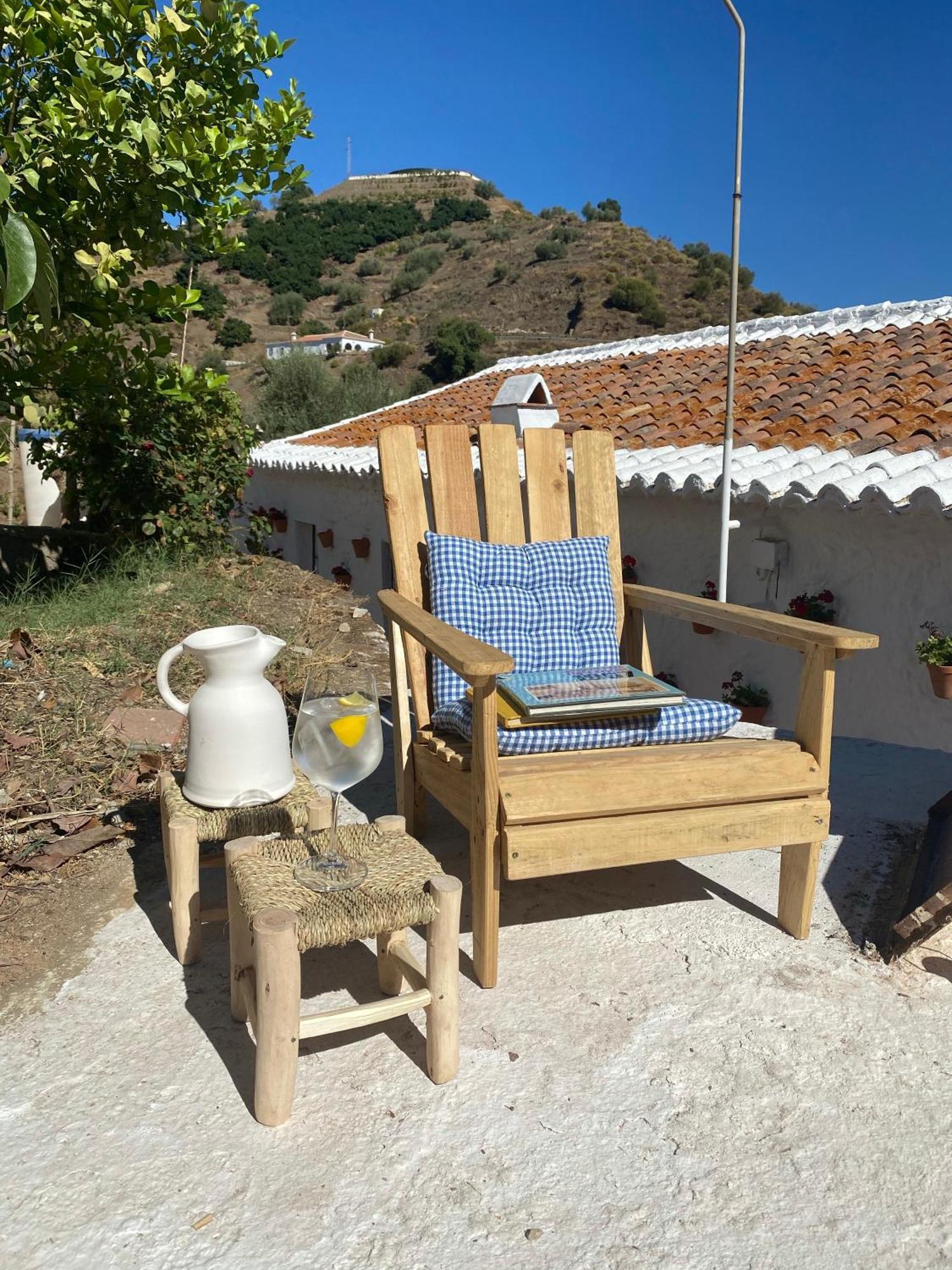 Casa Vega. Un Refugio De Libertad Málaga