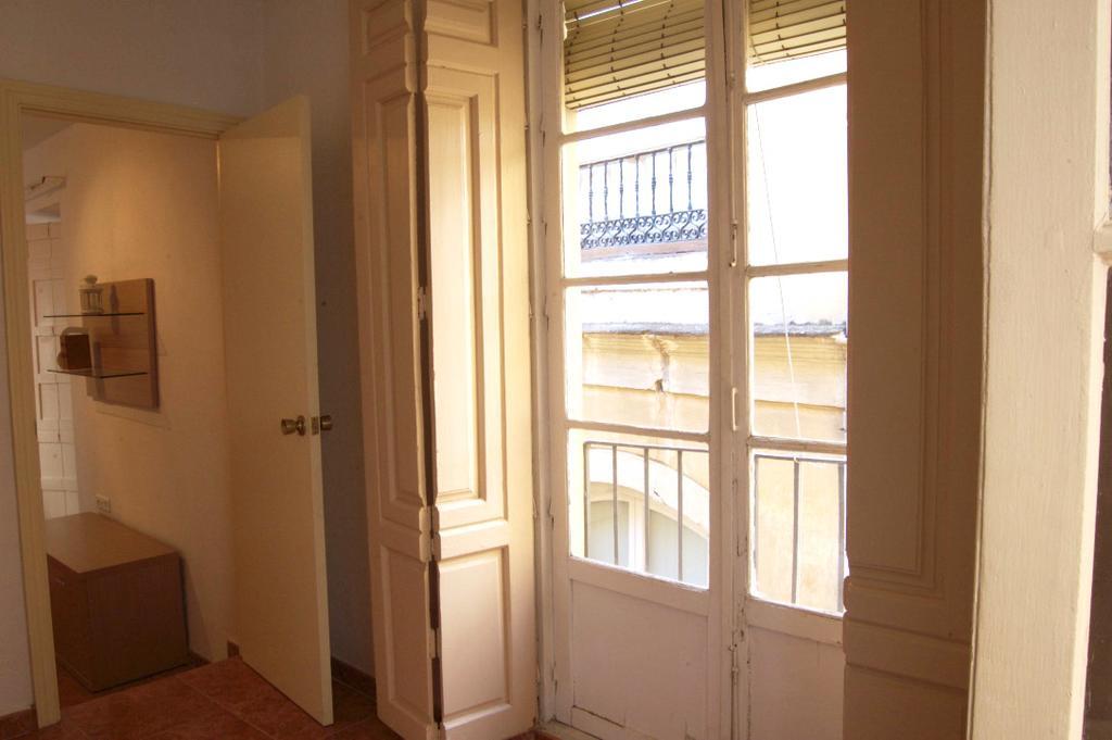 Ballesteros Apartment *