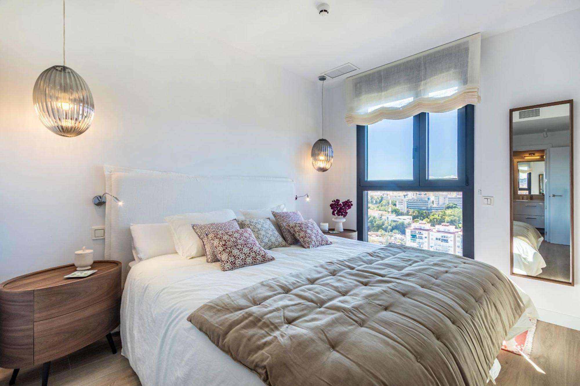 Skyline 4 Pool & Parking Free Semesterbostad