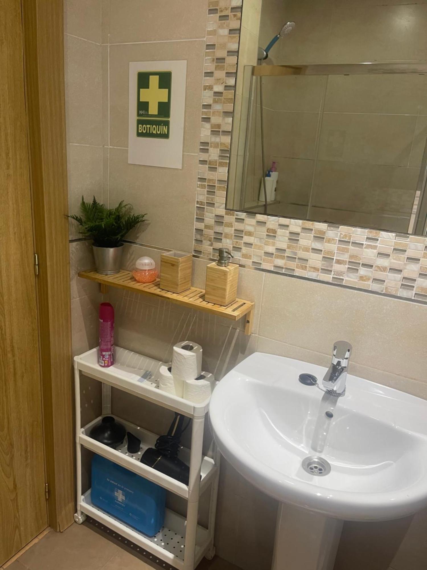 Apartment Casita Andaluza Centro Con Parking Sujeto A Disponibilidad Malaga