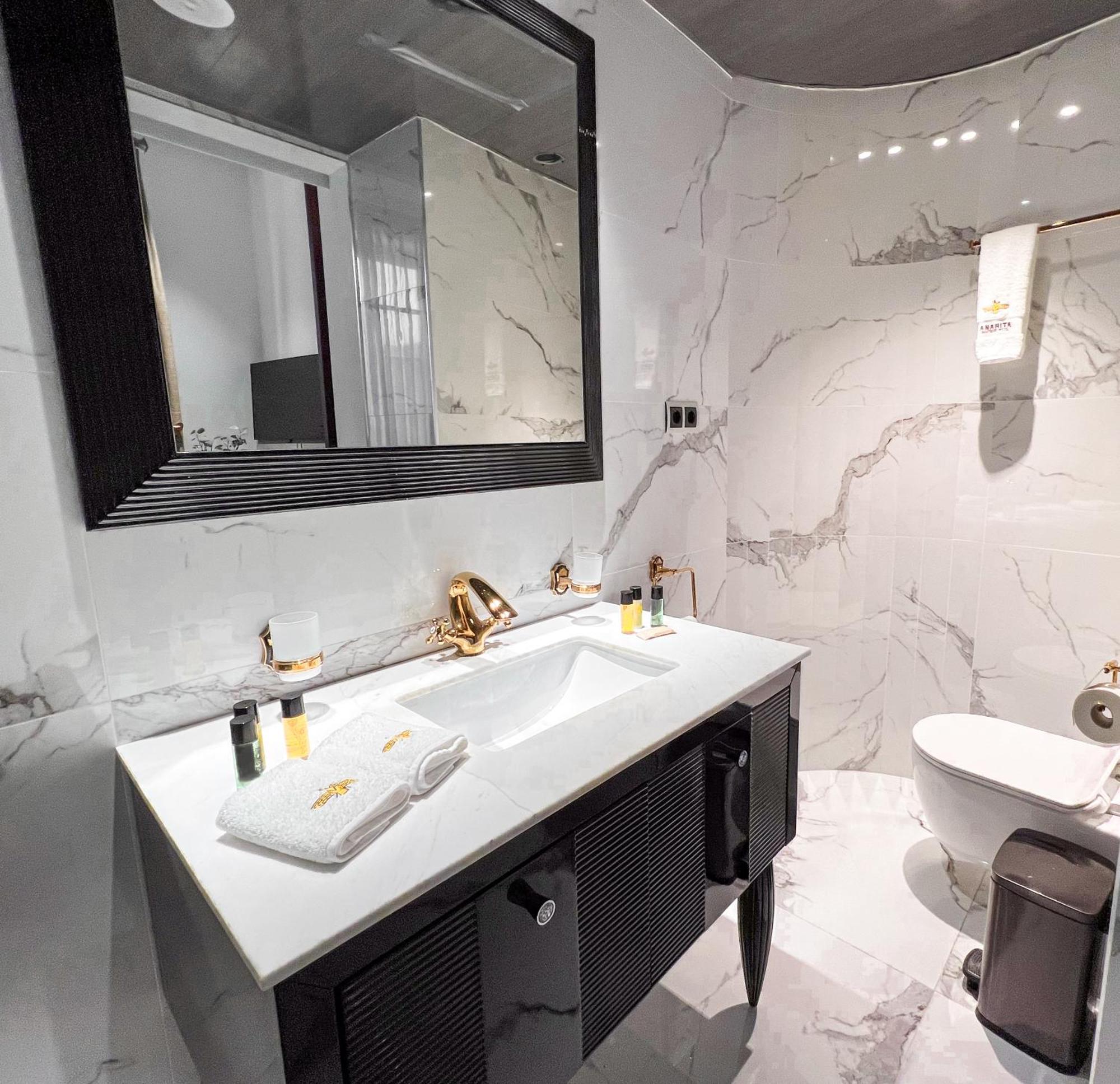 Hotel Anahita Boutique